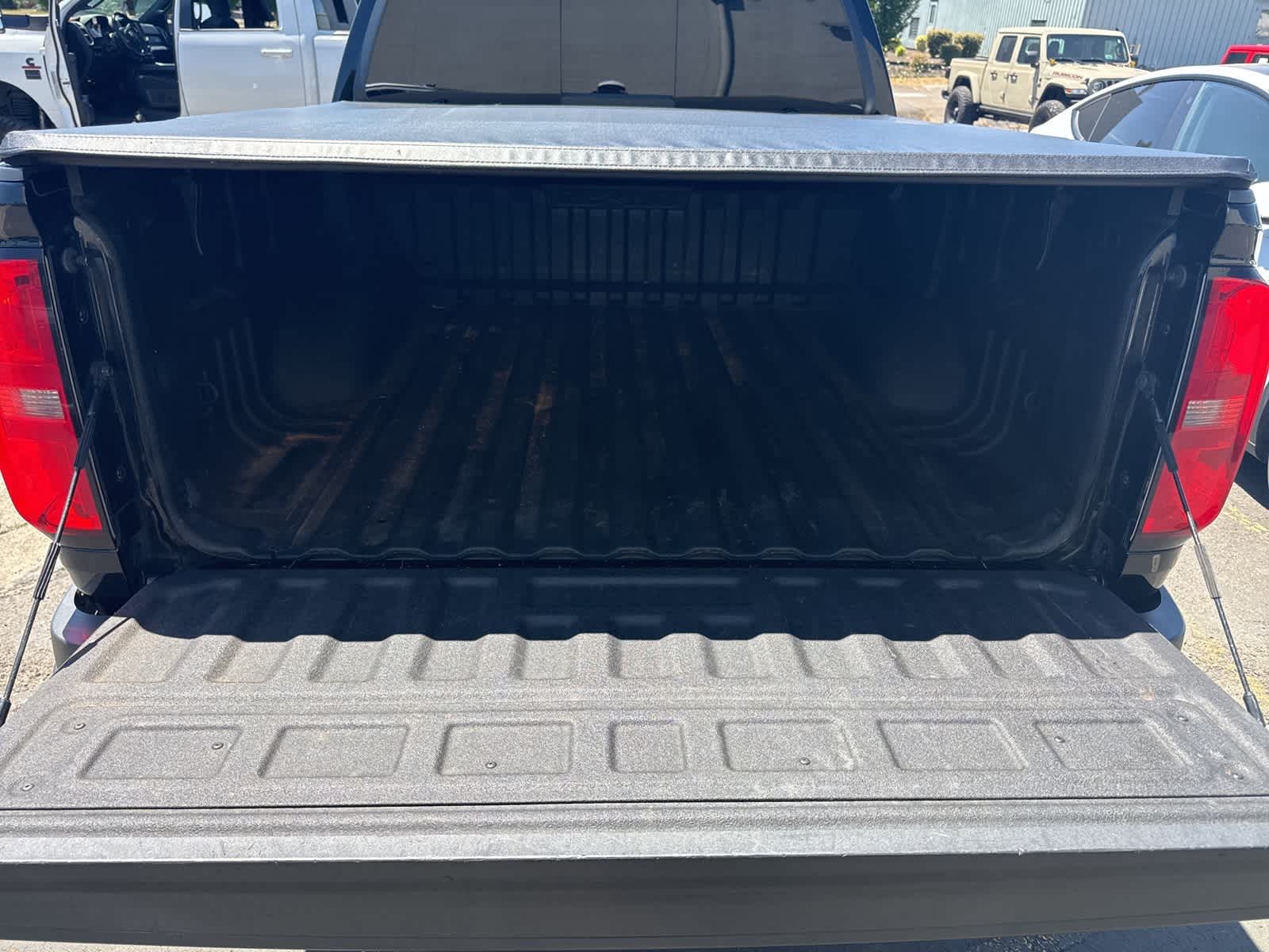 Thumbnail: 2020 Chevrolet Colorado - 6