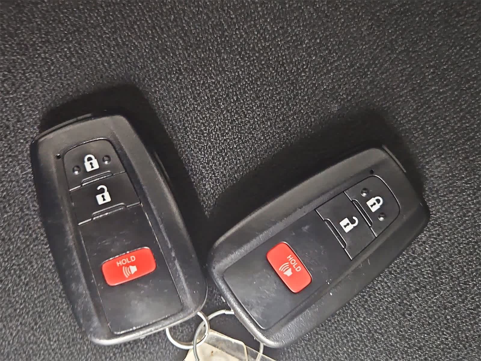 Thumbnail: 2020 Toyota RAV4 - 34