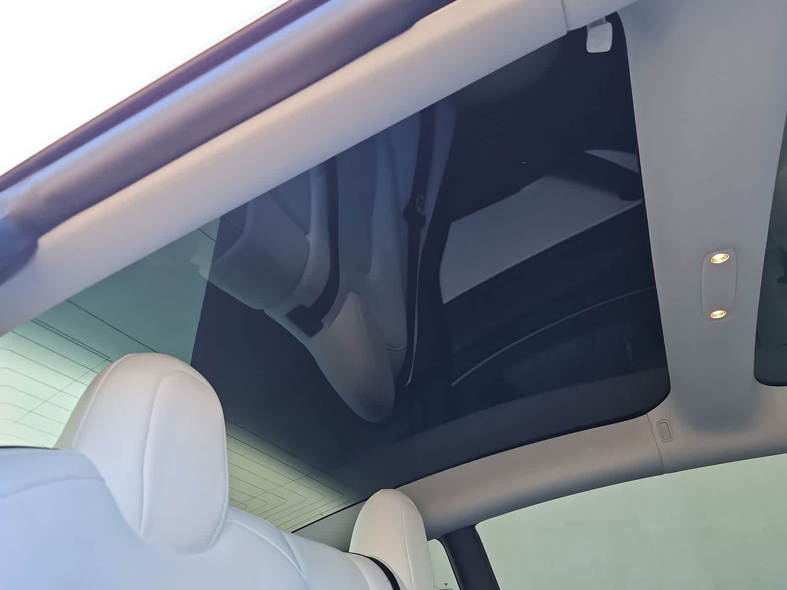 Thumbnail: 2020 Tesla Model 3 - 22