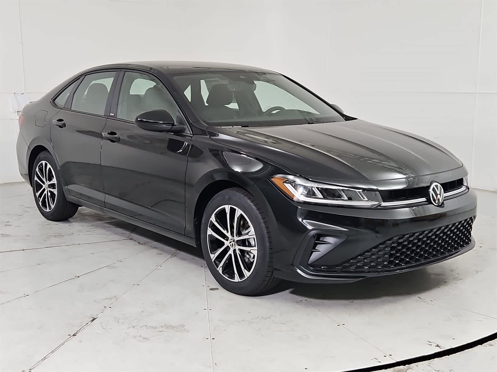 Thumbnail: 2025 Volkswagen Jetta - 8