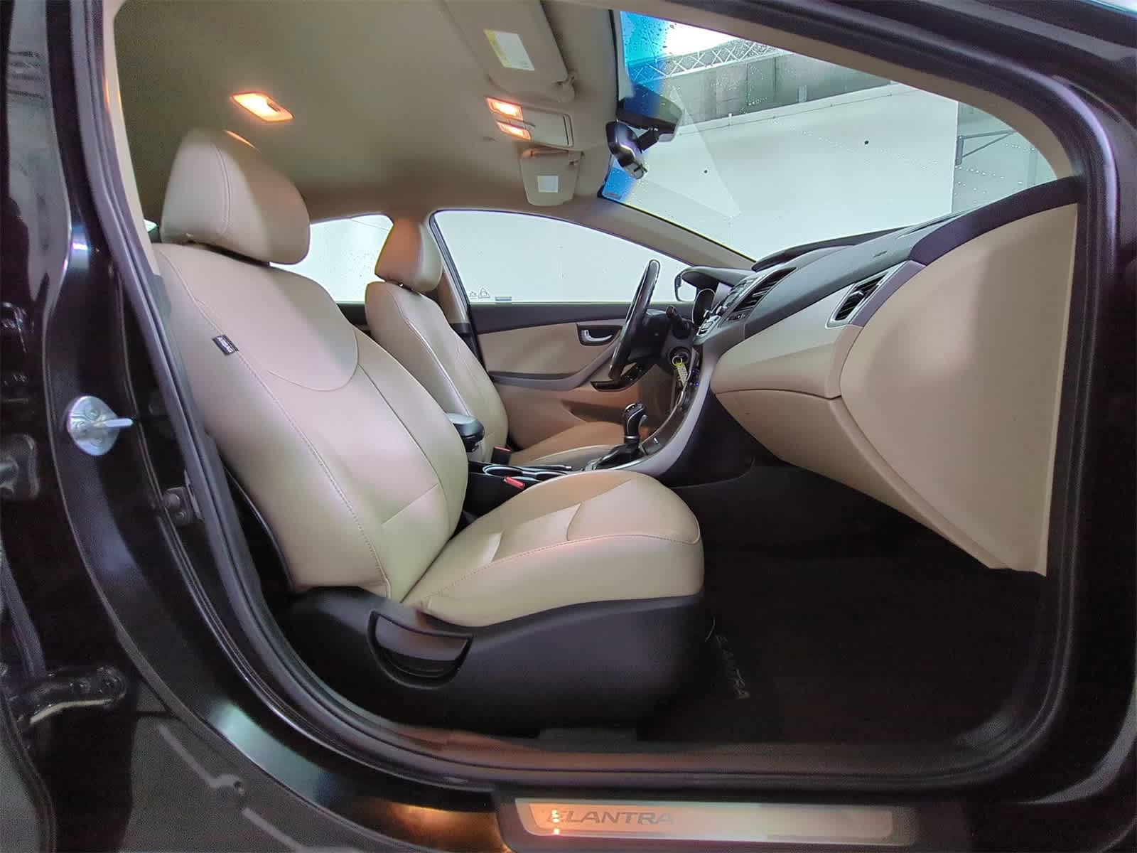 Thumbnail: 2014 Hyundai Elantra - 21