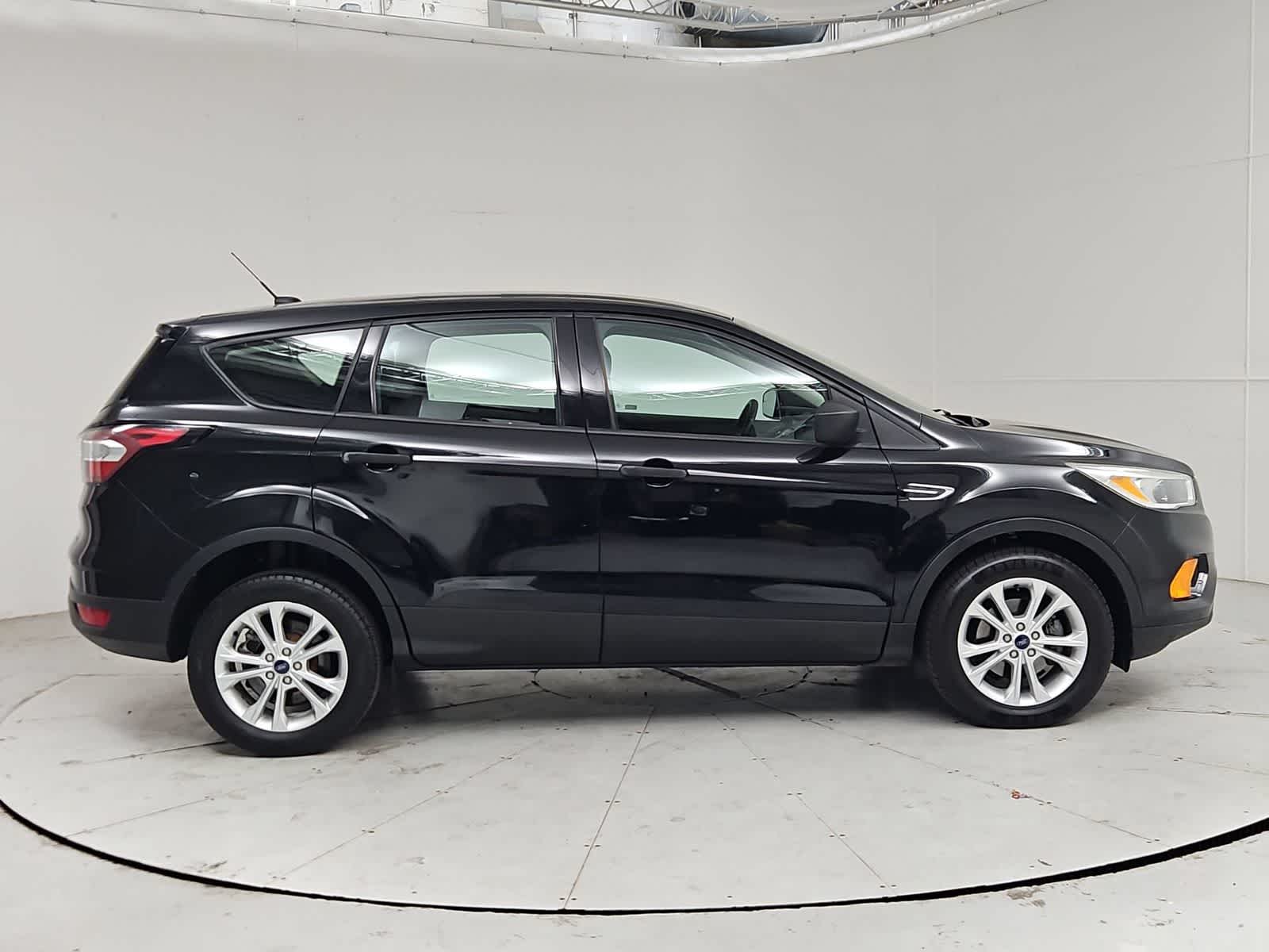 Thumbnail: 2017 Ford Escape - 6