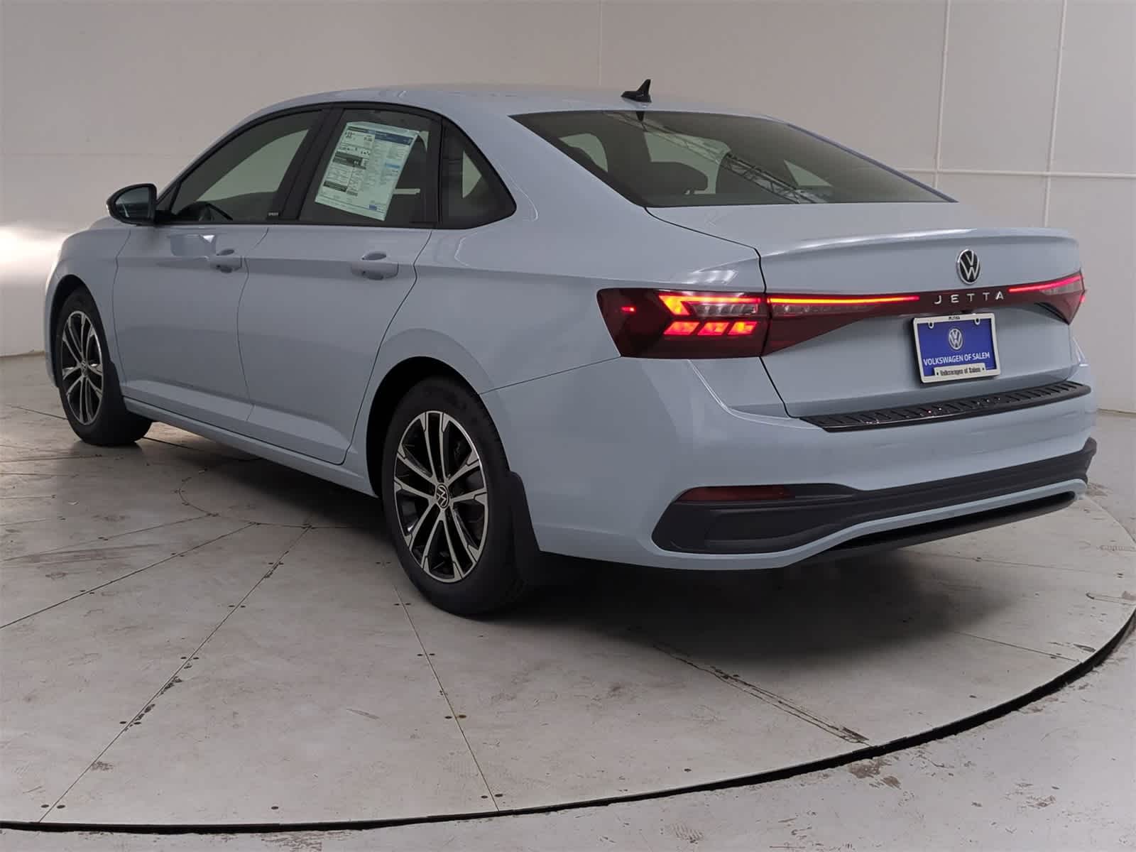 Thumbnail: 2025 Volkswagen Jetta - 4