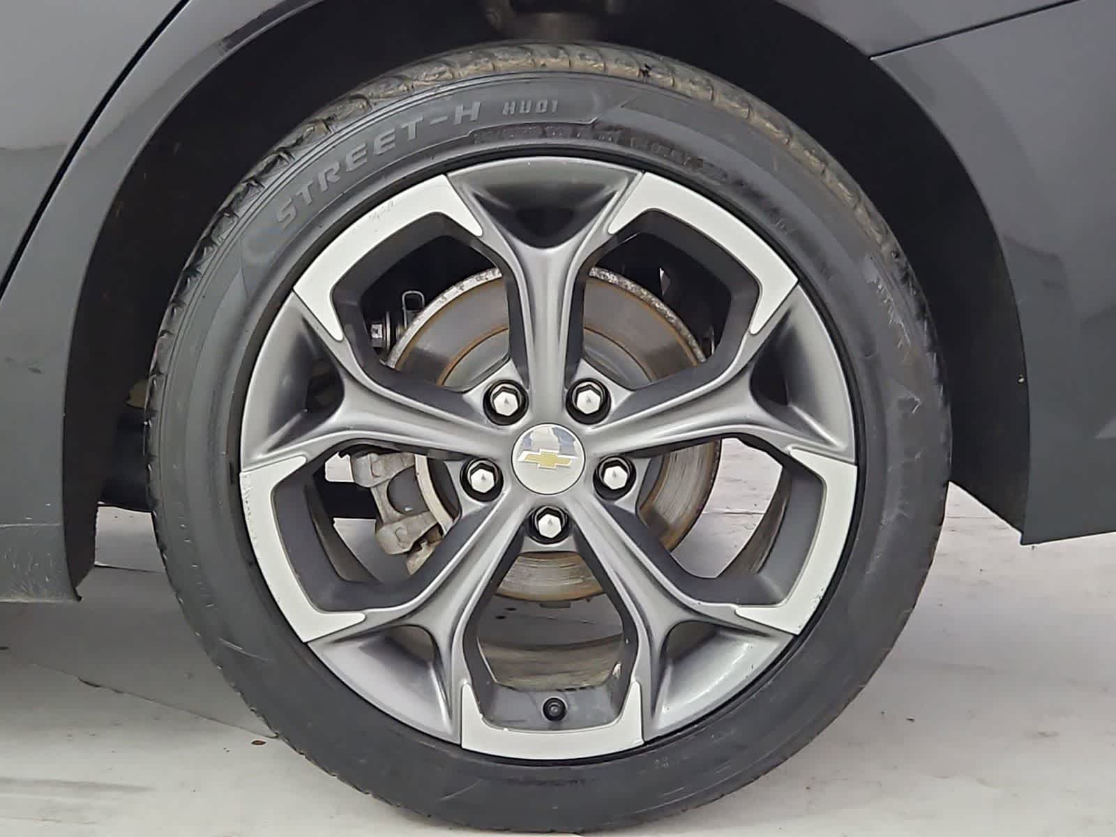 Thumbnail: 2021 Chevrolet Malibu - 13