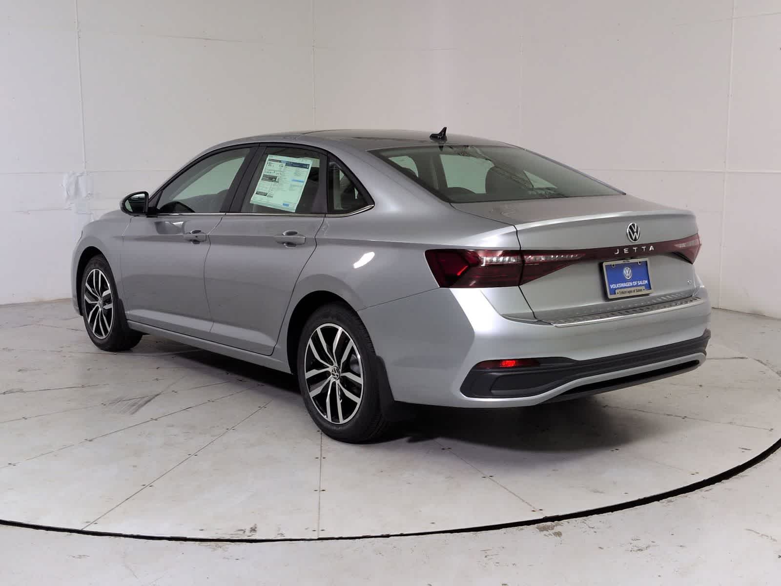 Thumbnail: 2026 Volkswagen Jetta - 4