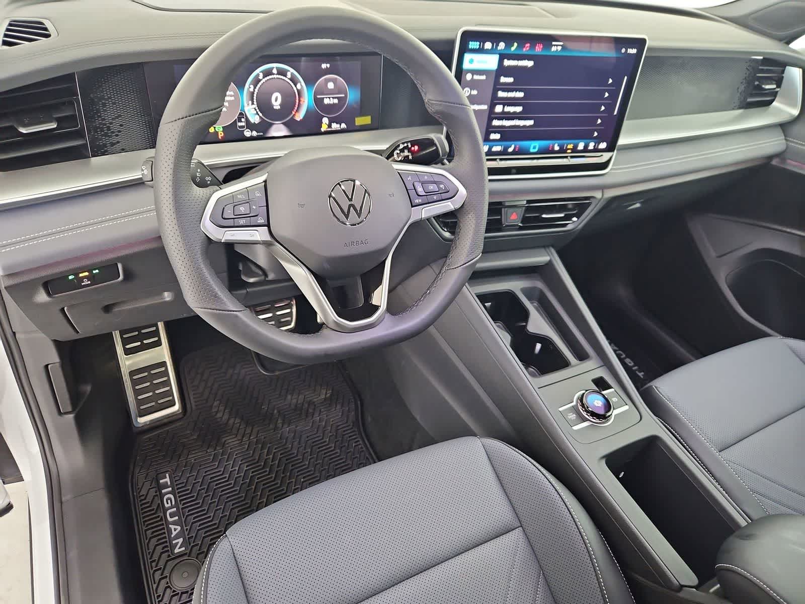 Thumbnail: 2026 Volkswagen Tiguan - 2
