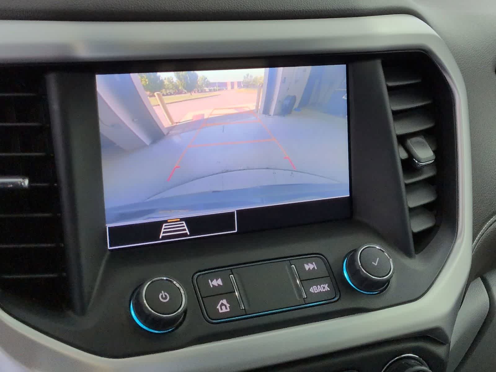 Thumbnail: 2022 GMC Acadia - 28