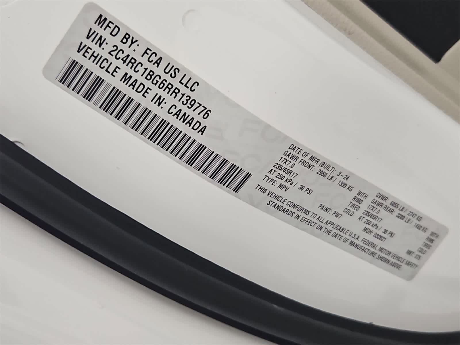 Thumbnail: 2024 Chrysler Pacifica - 36