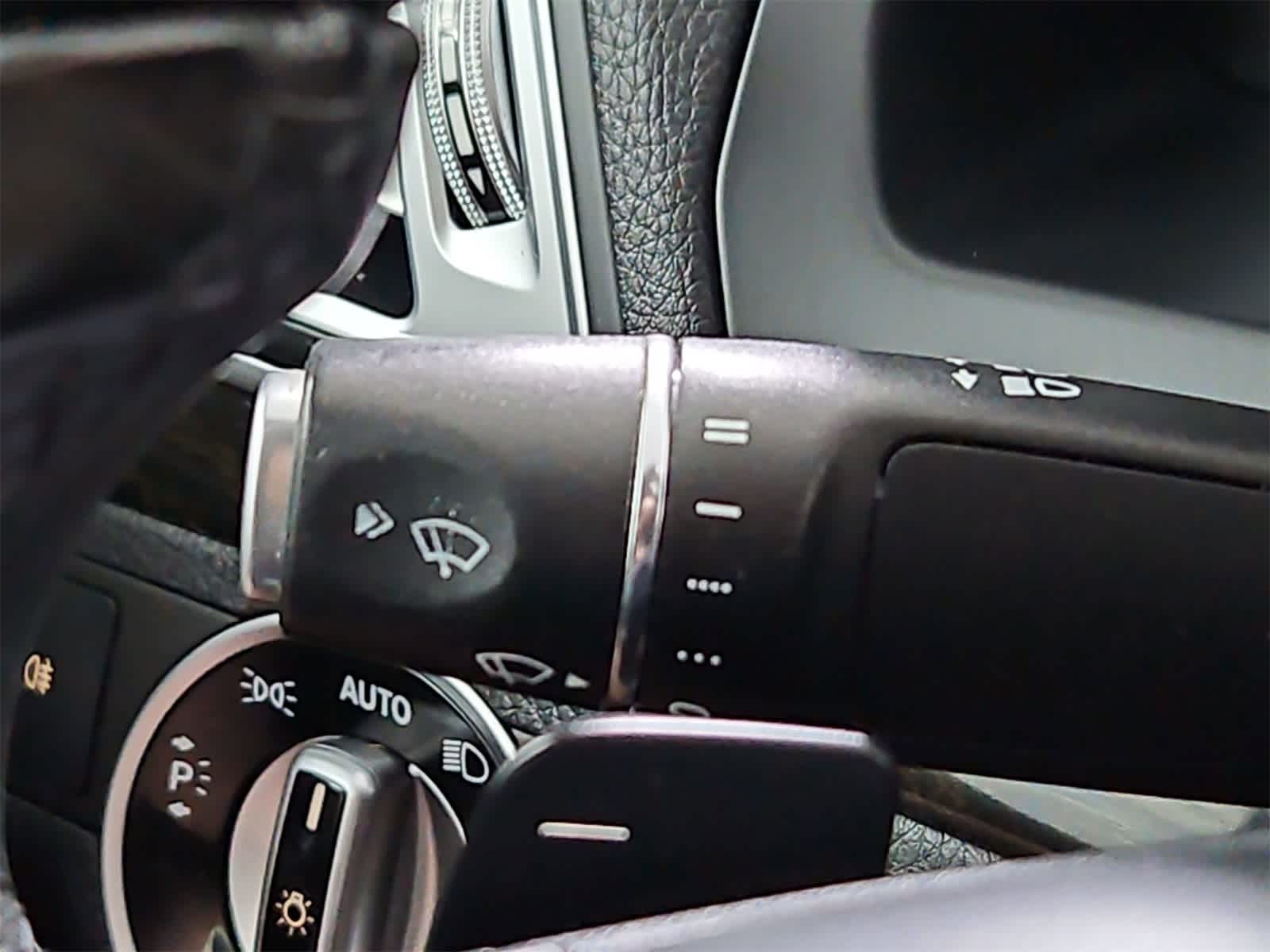 Thumbnail: 2014 Mercedes-Benz E-Class - 26