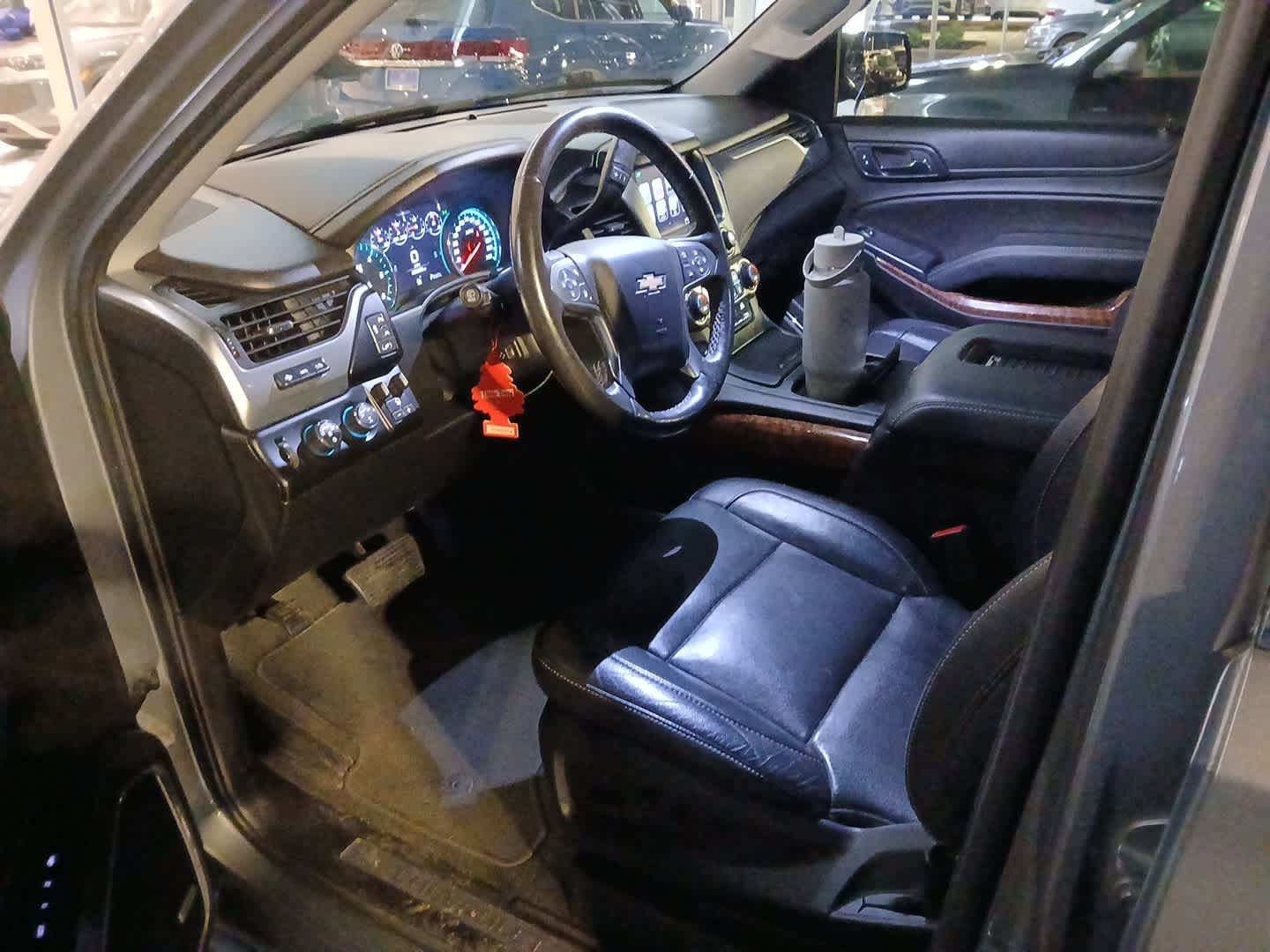 Thumbnail: 2018 Chevrolet Tahoe - 4