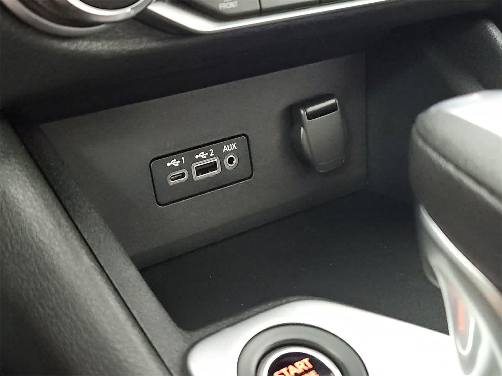 Thumbnail: 2021 Nissan Sentra - 31