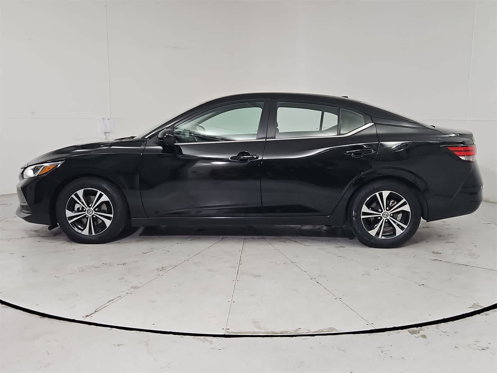 Thumbnail: 2021 Nissan Sentra - 3