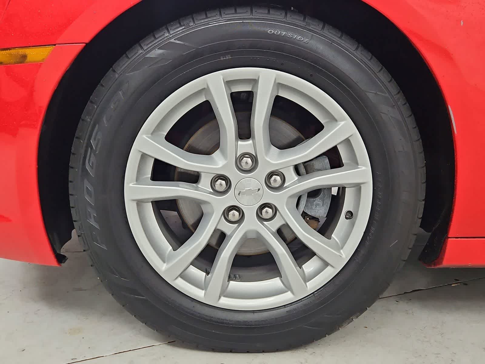 Thumbnail: 2015 Chevrolet Camaro - 13