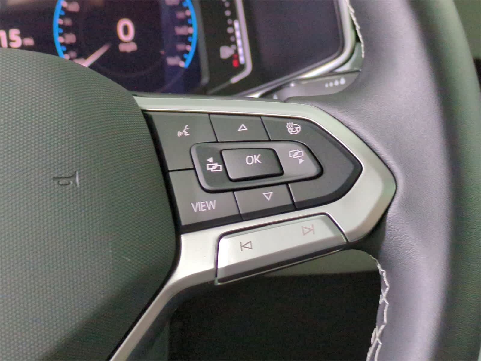 Thumbnail: 2025 Volkswagen Taos - 24