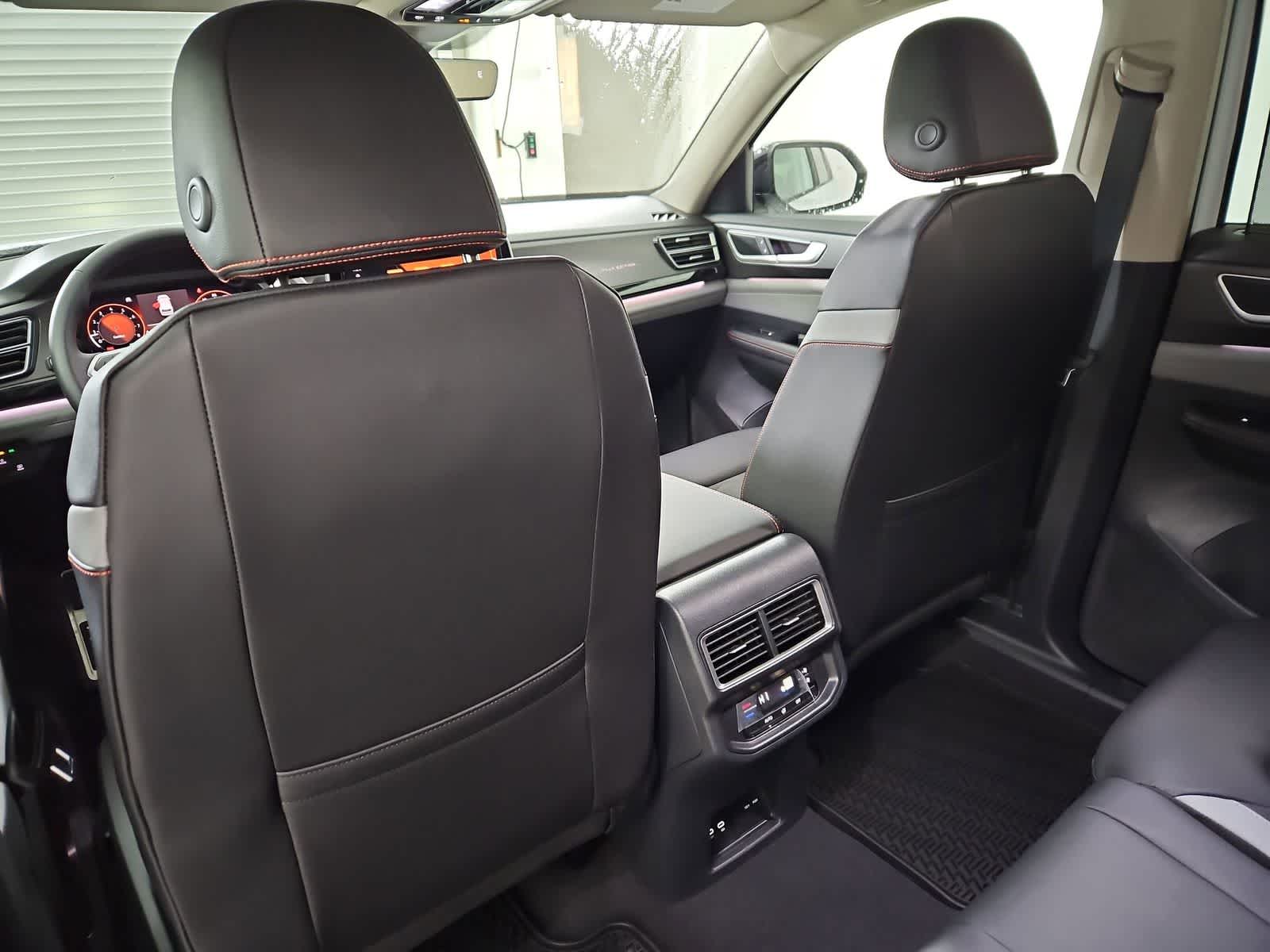 Thumbnail: 2026 Volkswagen Atlas - 18