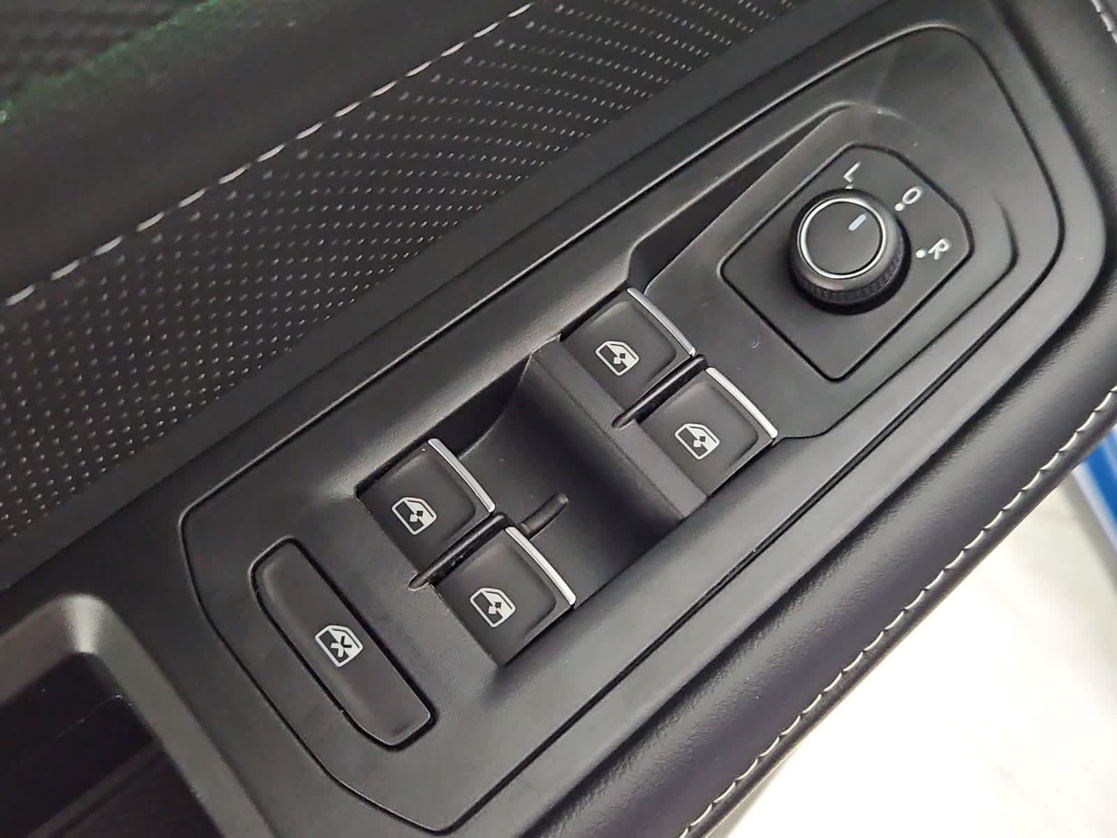 Thumbnail: 2026 Volkswagen Atlas - 17