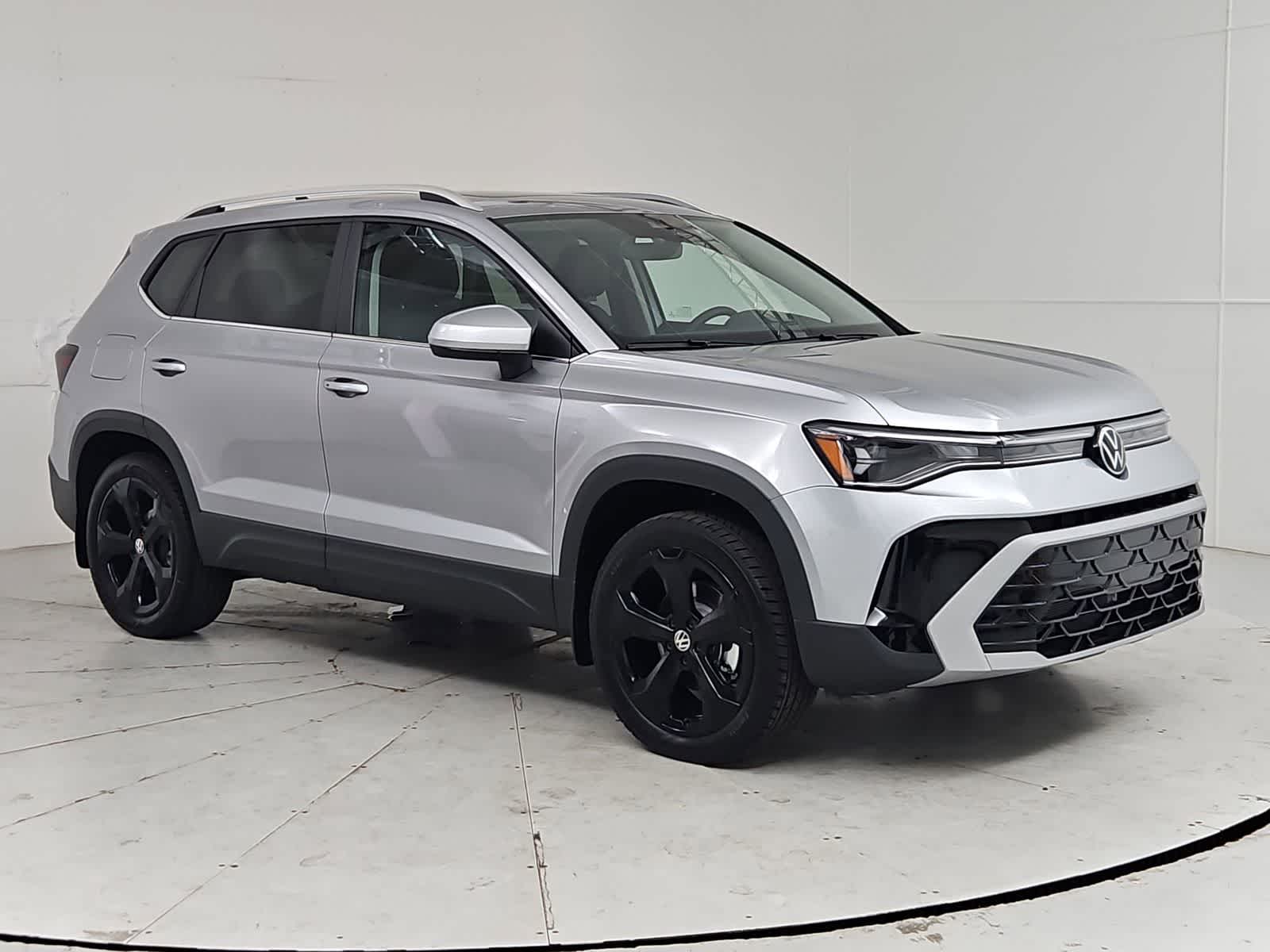 Thumbnail: 2026 Volkswagen Taos - 8