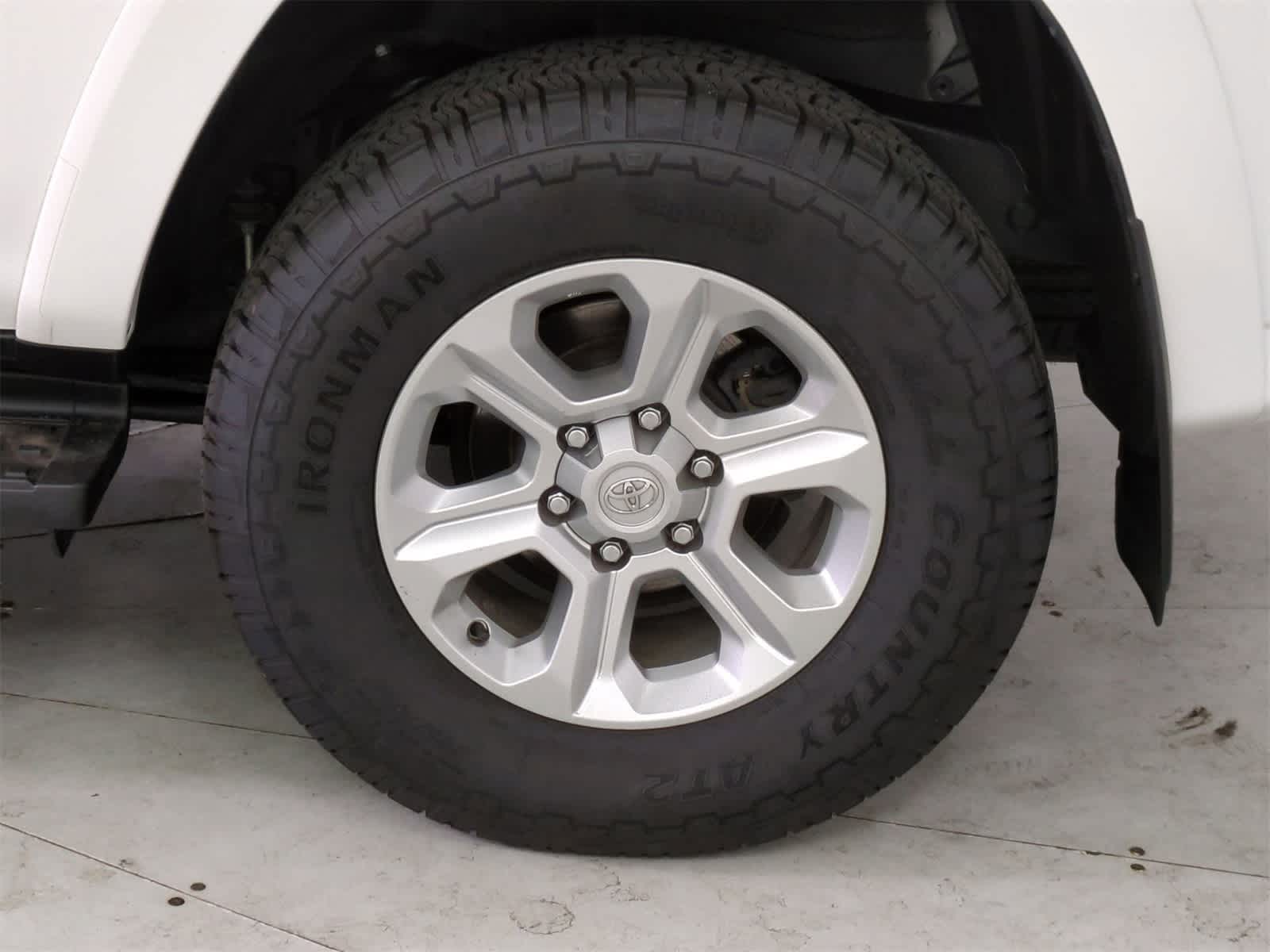 Thumbnail: 2023 Toyota 4Runner - 13