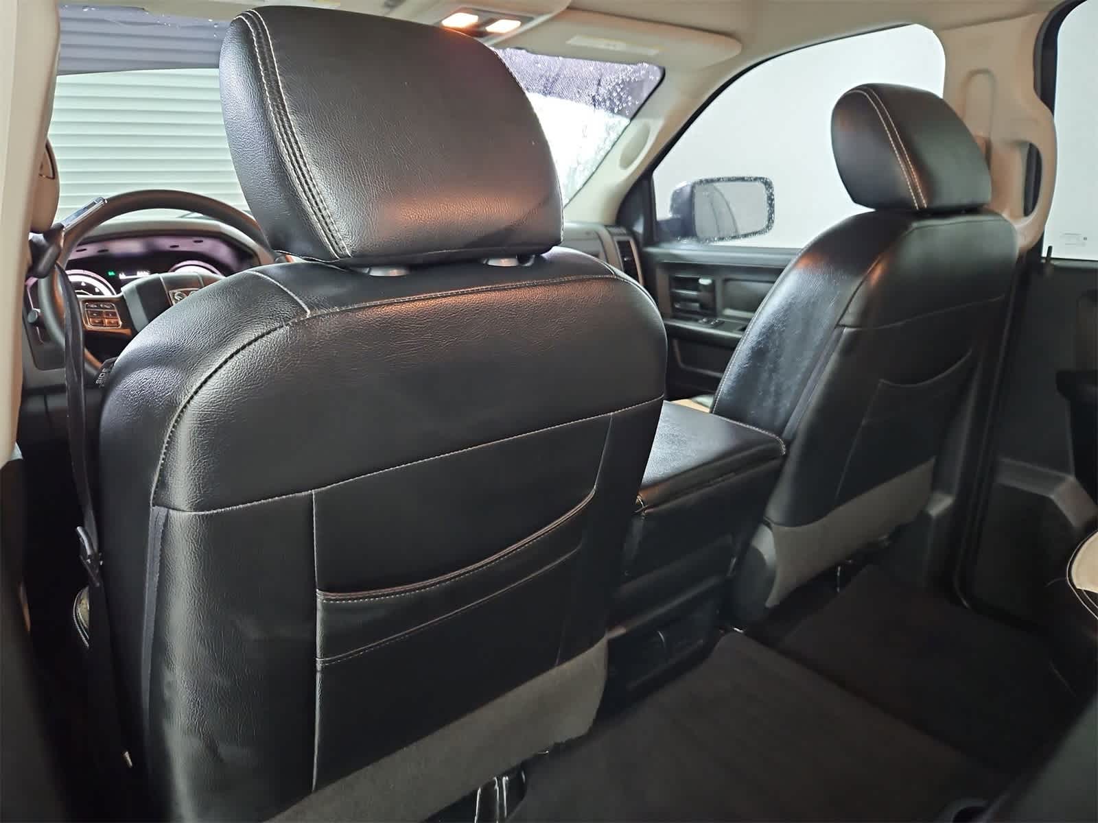 Thumbnail: 2019 RAM 1500 Classic - 17