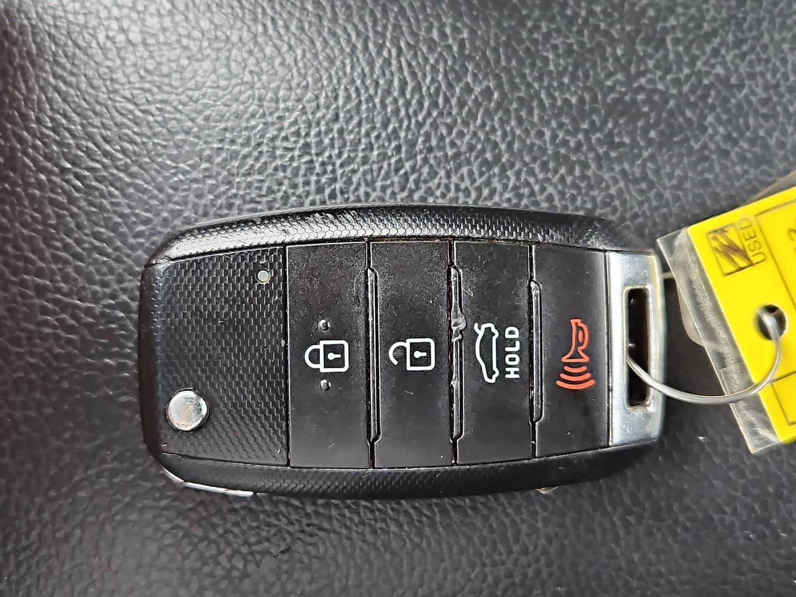 Thumbnail: 2017 Kia Forte - 33