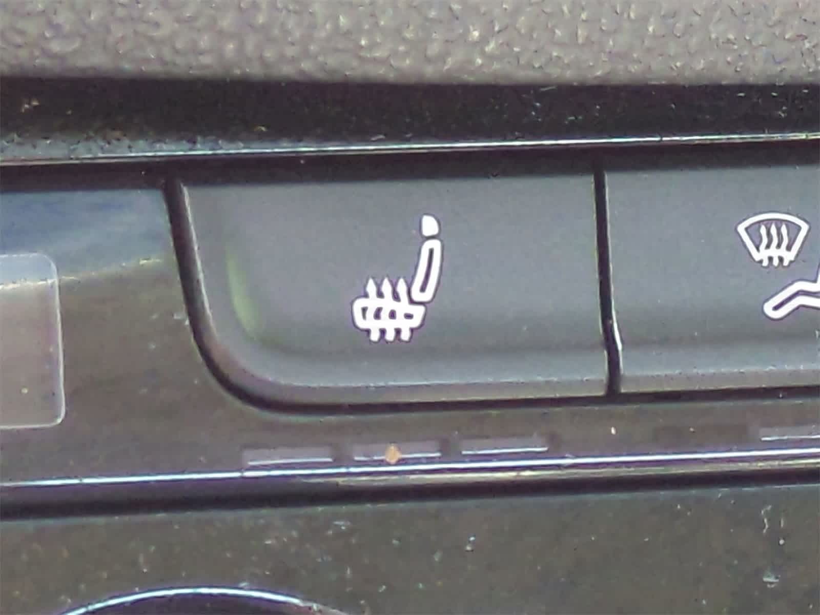 Thumbnail: 2019 Volkswagen Jetta - 38