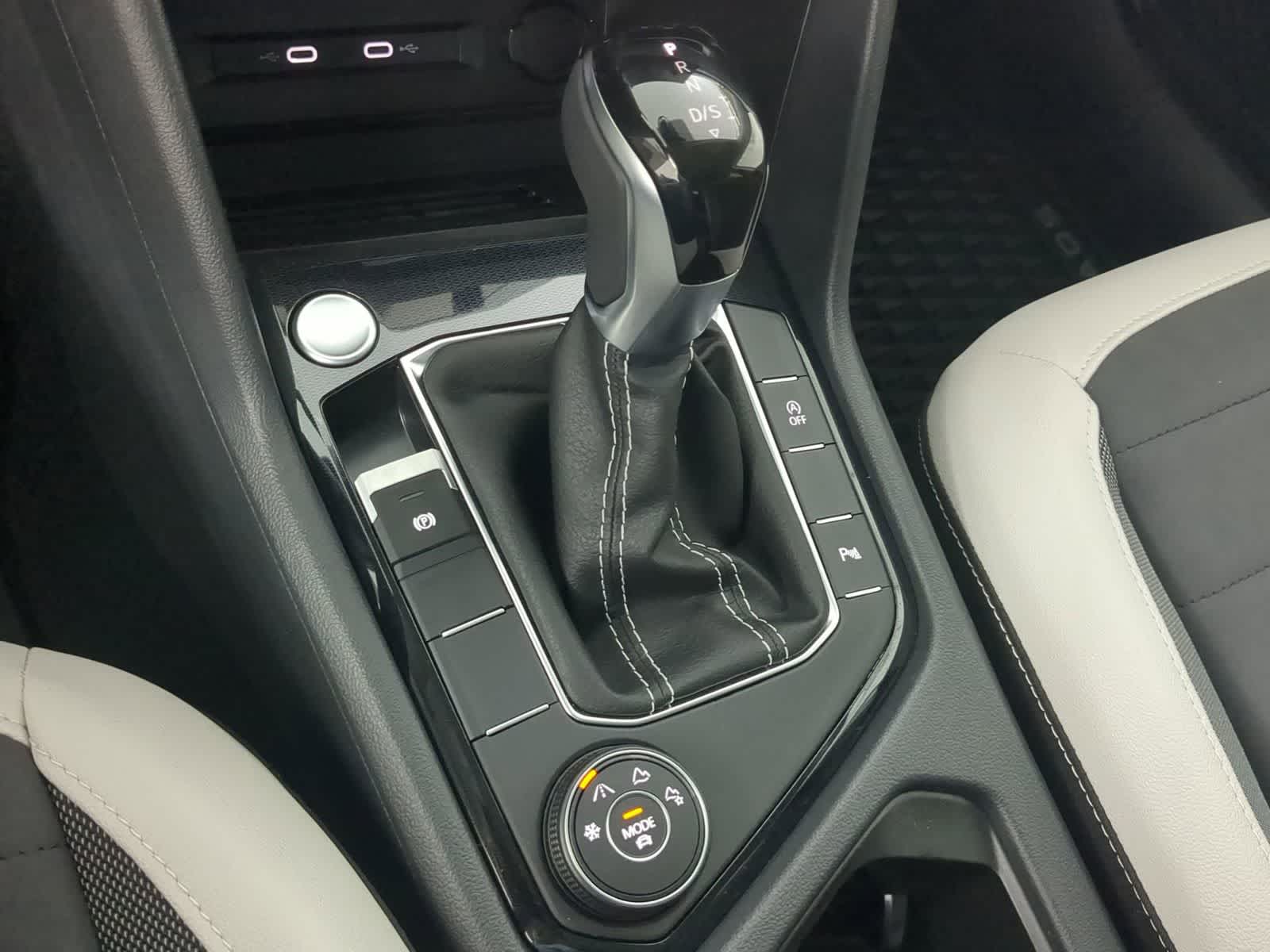 Thumbnail: 2025 Volkswagen Taos - 33