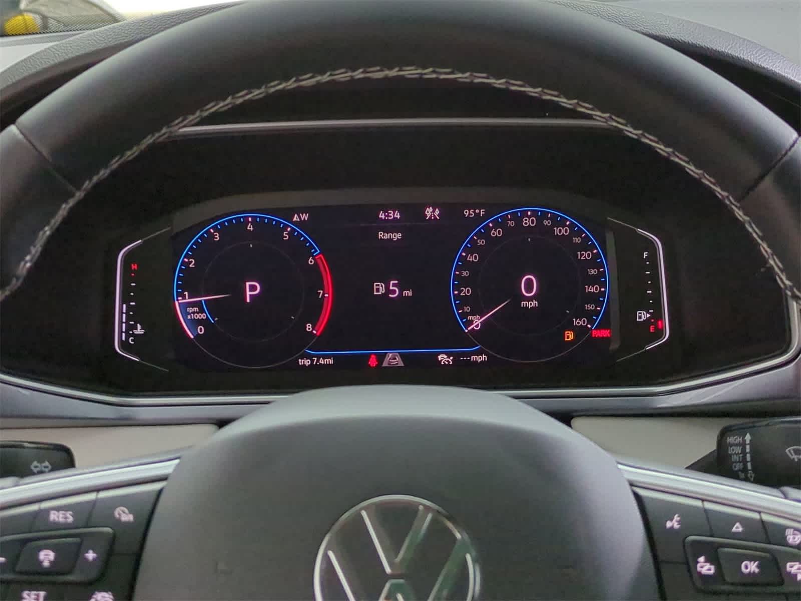 Thumbnail: 2025 Volkswagen Taos - 35