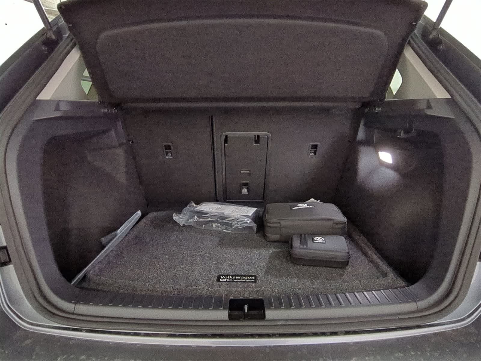 Thumbnail: 2025 Volkswagen Taos - 36