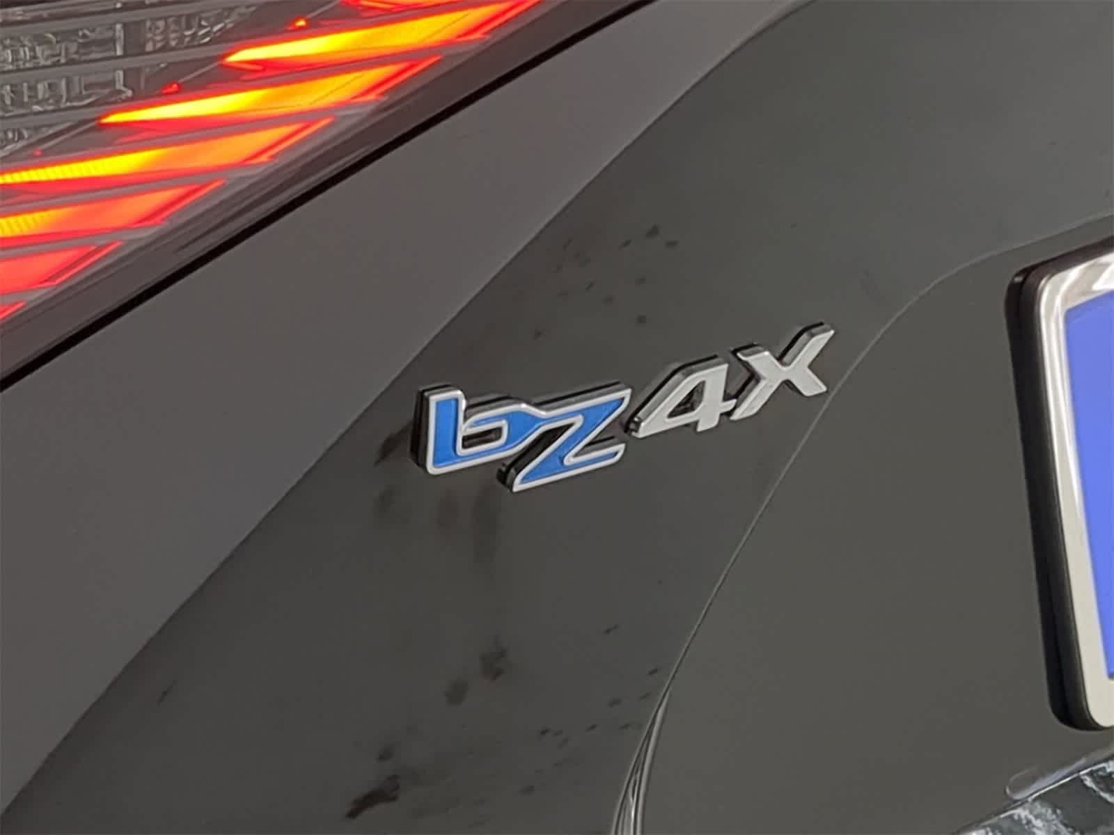 2024 Toyota bZ4X XLE 12