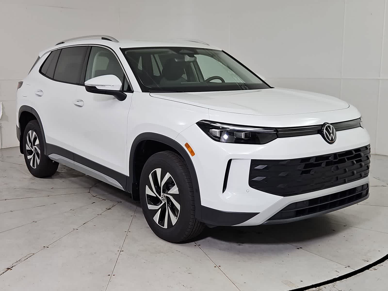 Thumbnail: 2026 Volkswagen Tiguan - 8