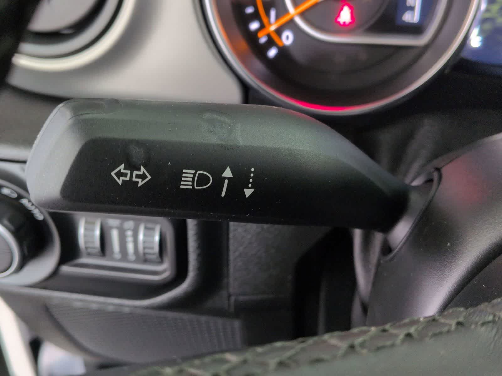 Thumbnail: 2021 Jeep Gladiator - 26