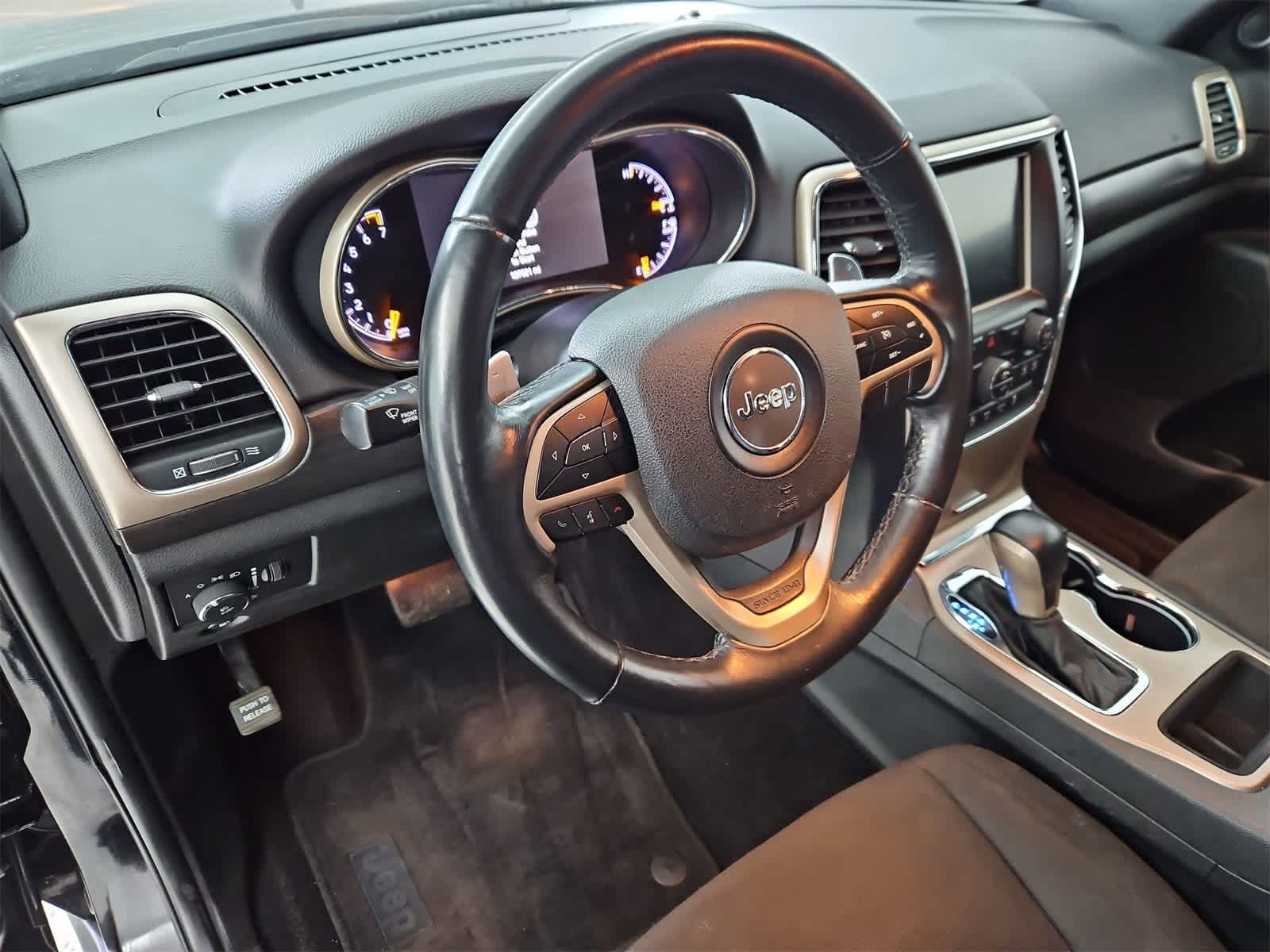 Thumbnail: 2017 Jeep Grand Cherokee - 2