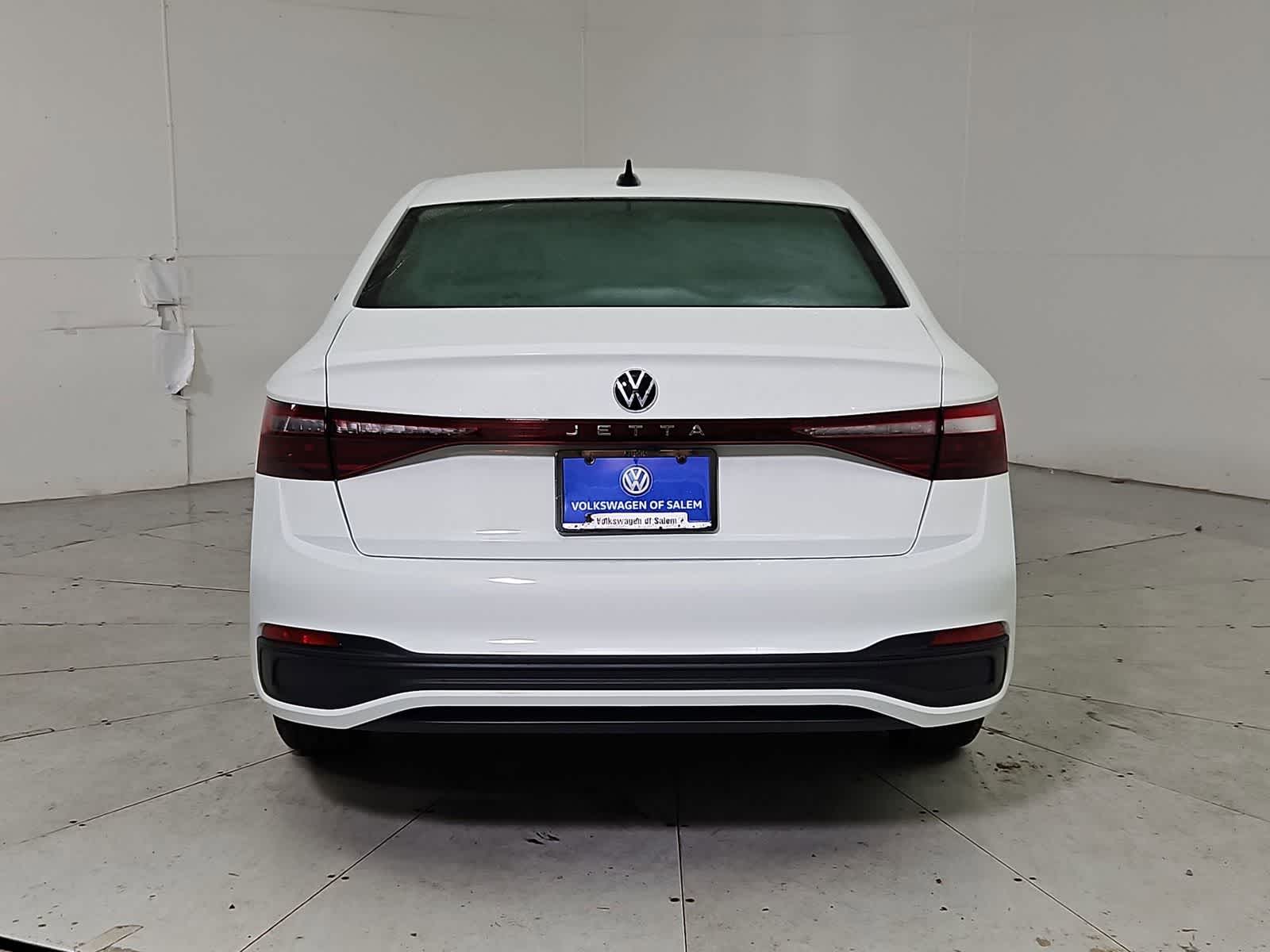 Thumbnail: 2026 Volkswagen Jetta - 5