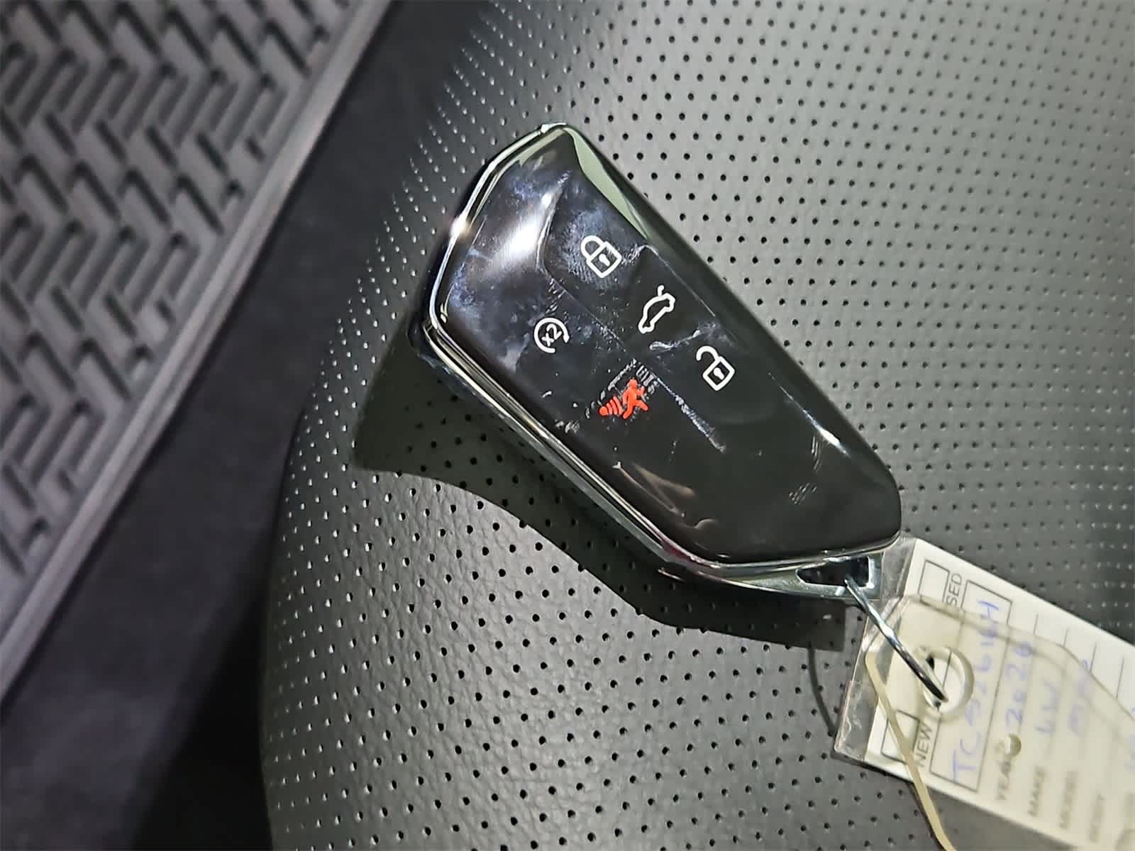 Thumbnail: 2026 Volkswagen Atlas - 38