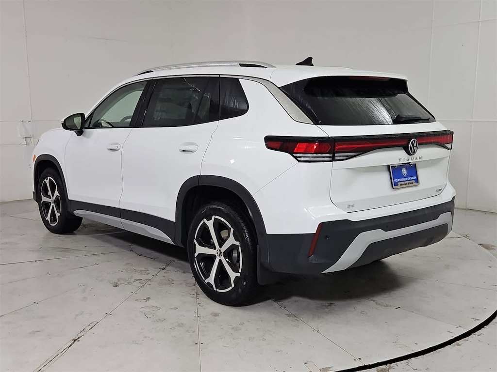 New 2025 Volkswagen Tiguan 2.0T SE SUV