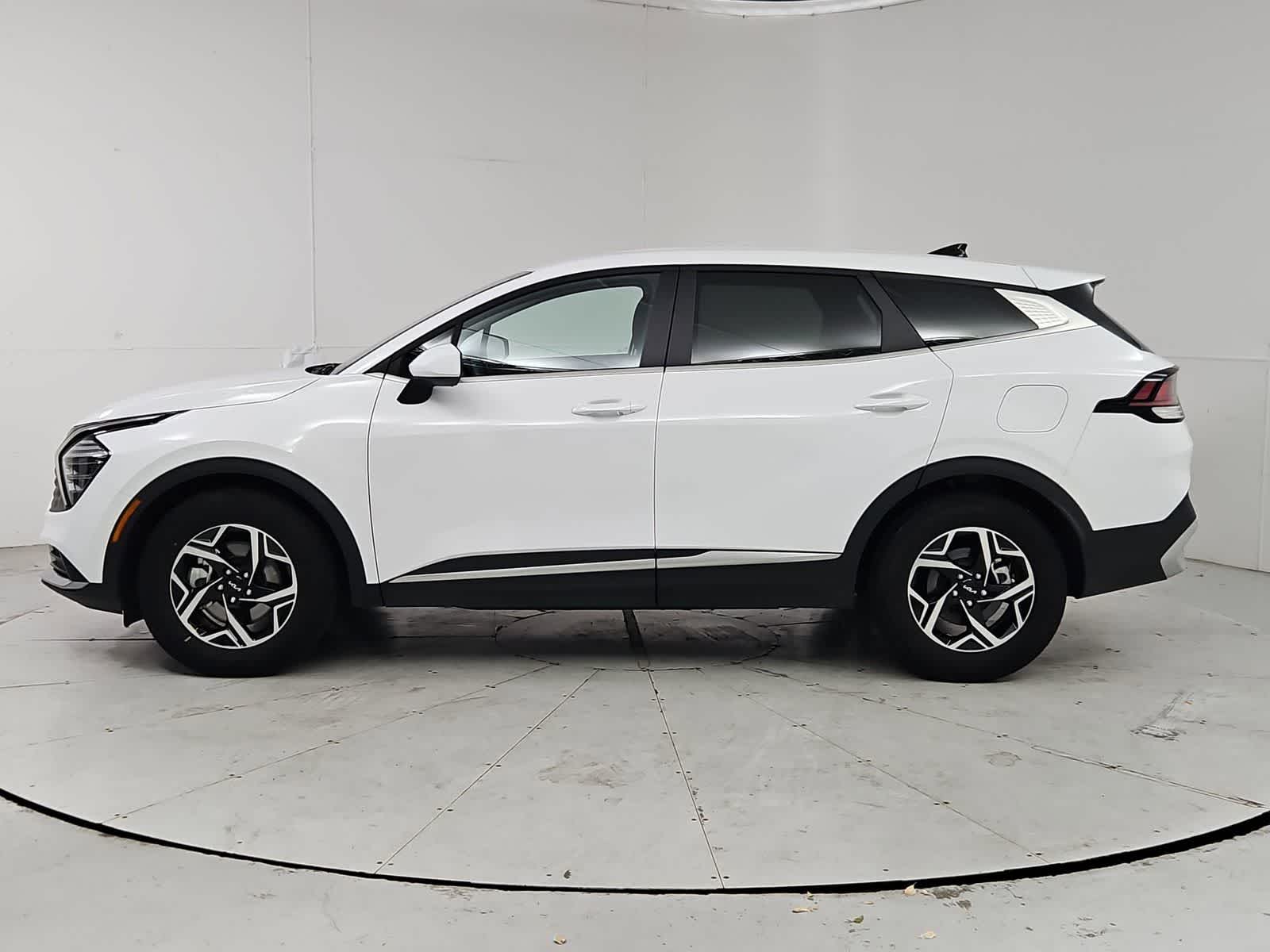 Thumbnail: 2025 Kia Sportage - 3