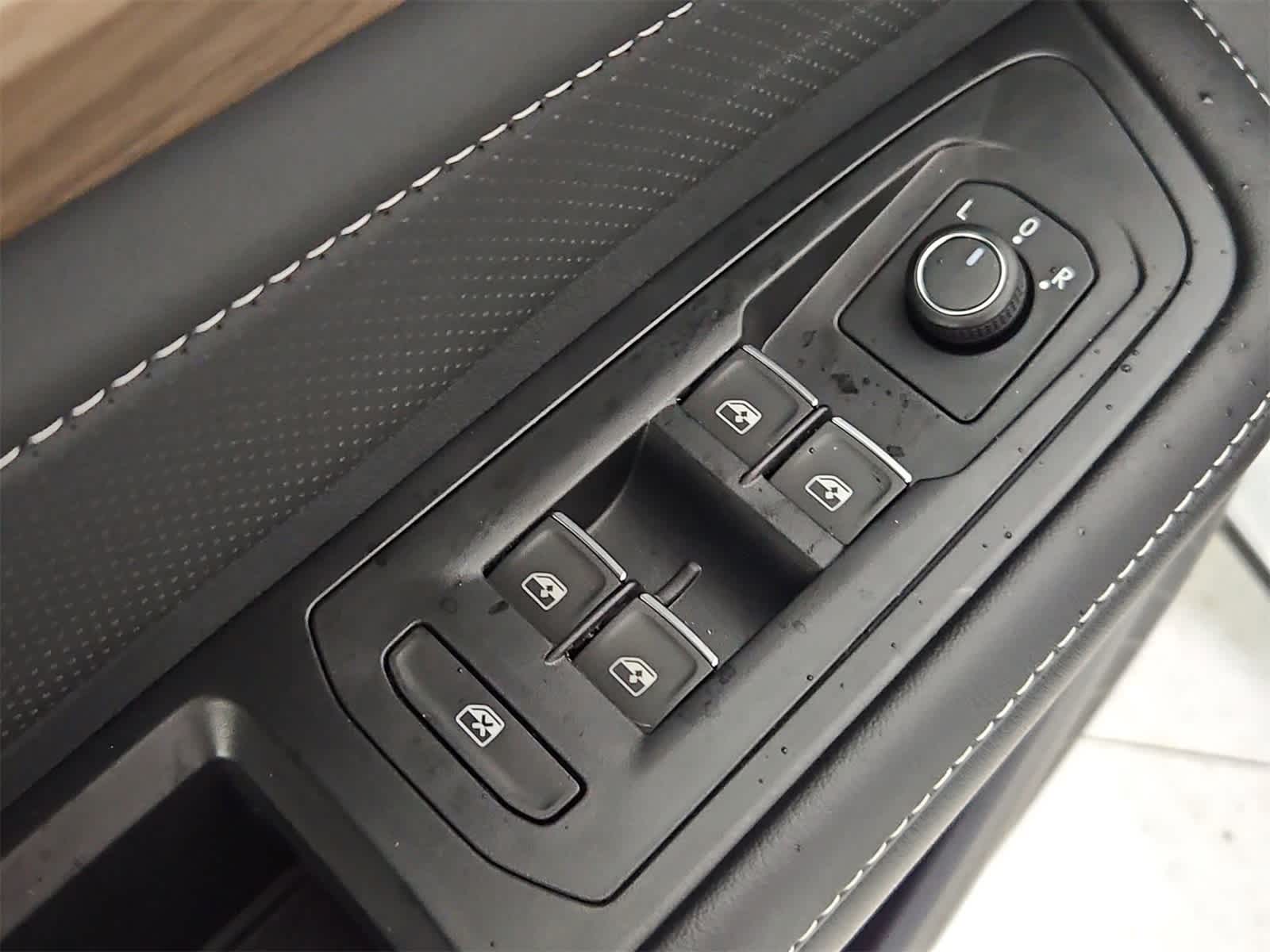 Thumbnail: 2026 Volkswagen Atlas - 17