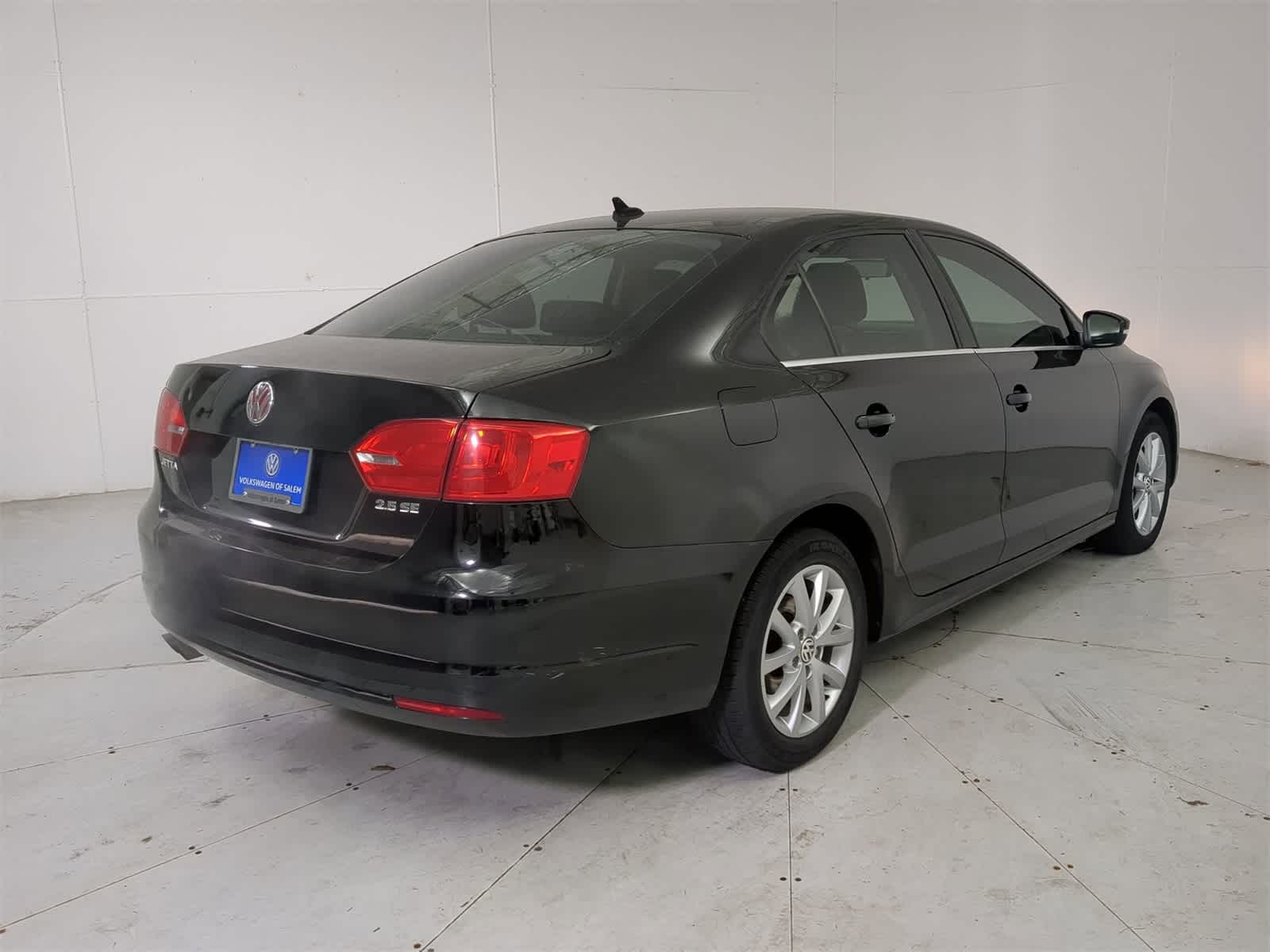 Thumbnail: 2013 Volkswagen Jetta - 6