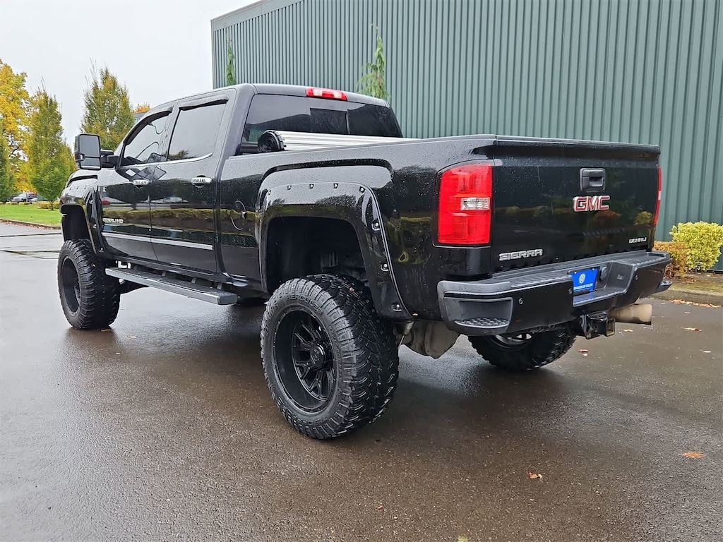 Used 2017 GMC Sierra 3500HD Denali Truck Crew Cab