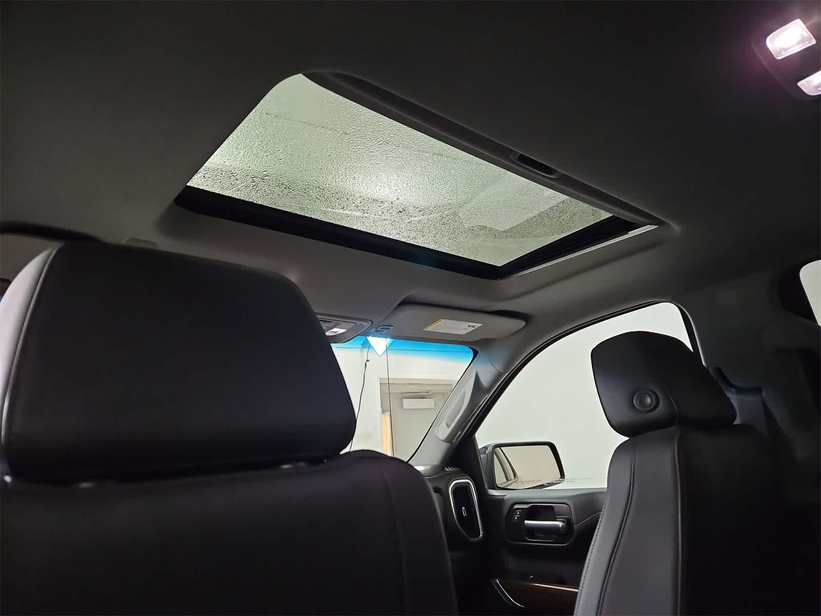 Thumbnail: 2021 Chevrolet Silverado 1500 - 22