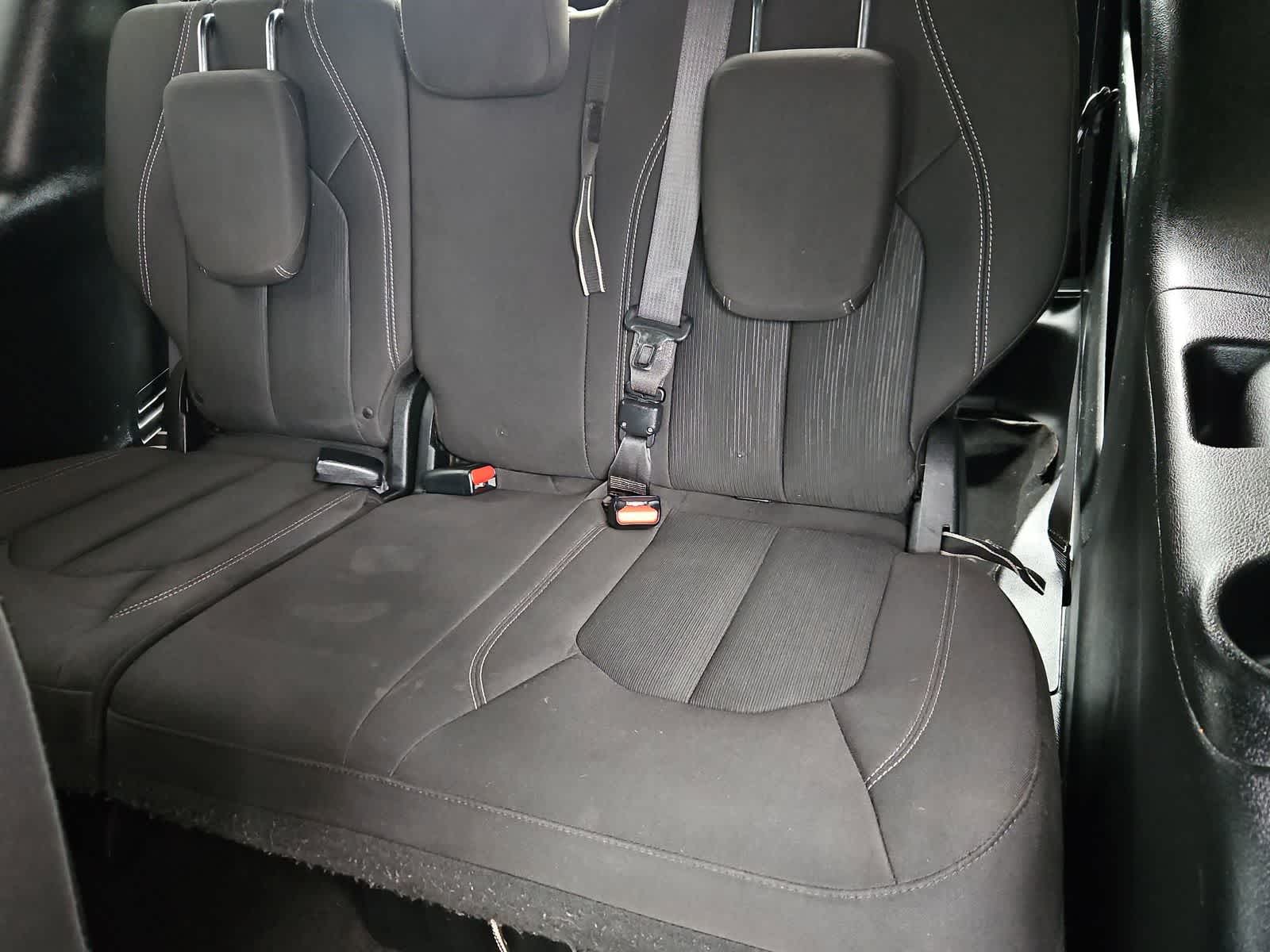 Thumbnail: 2018 Chrysler Pacifica - 37