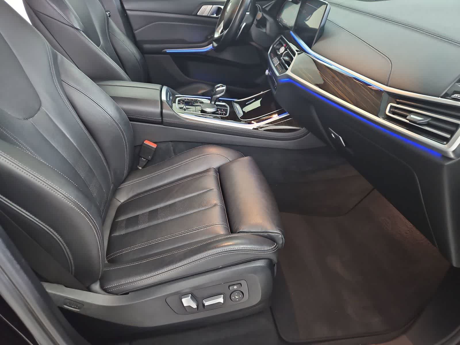 Thumbnail: 2020 BMW X7 - 23