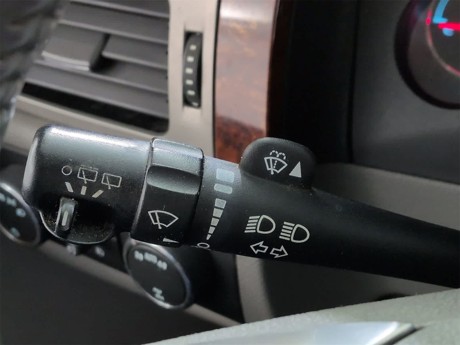 Thumbnail: 2013 Chevrolet Tahoe - 26