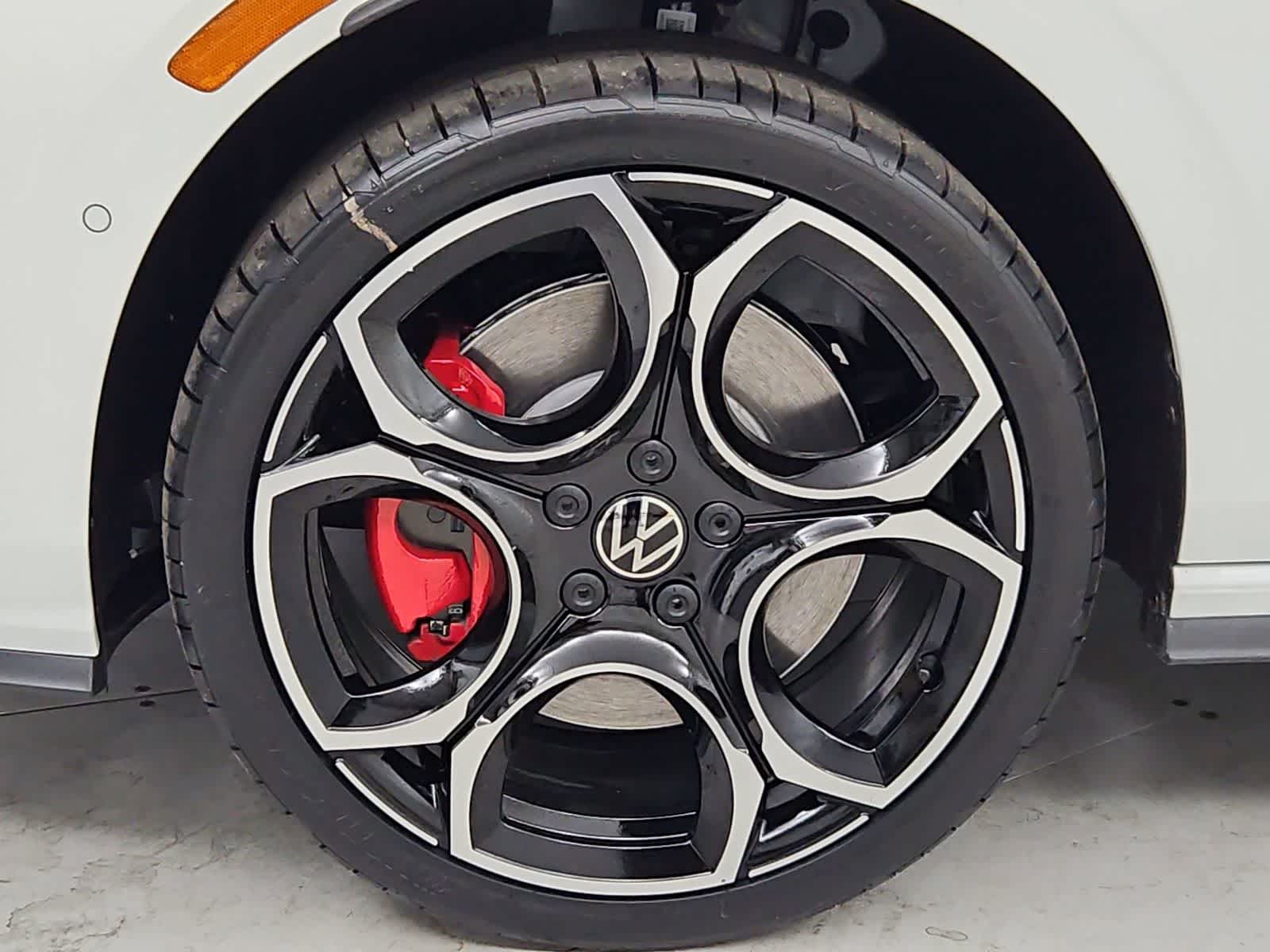 Thumbnail: 2026 Volkswagen Golf - 13
