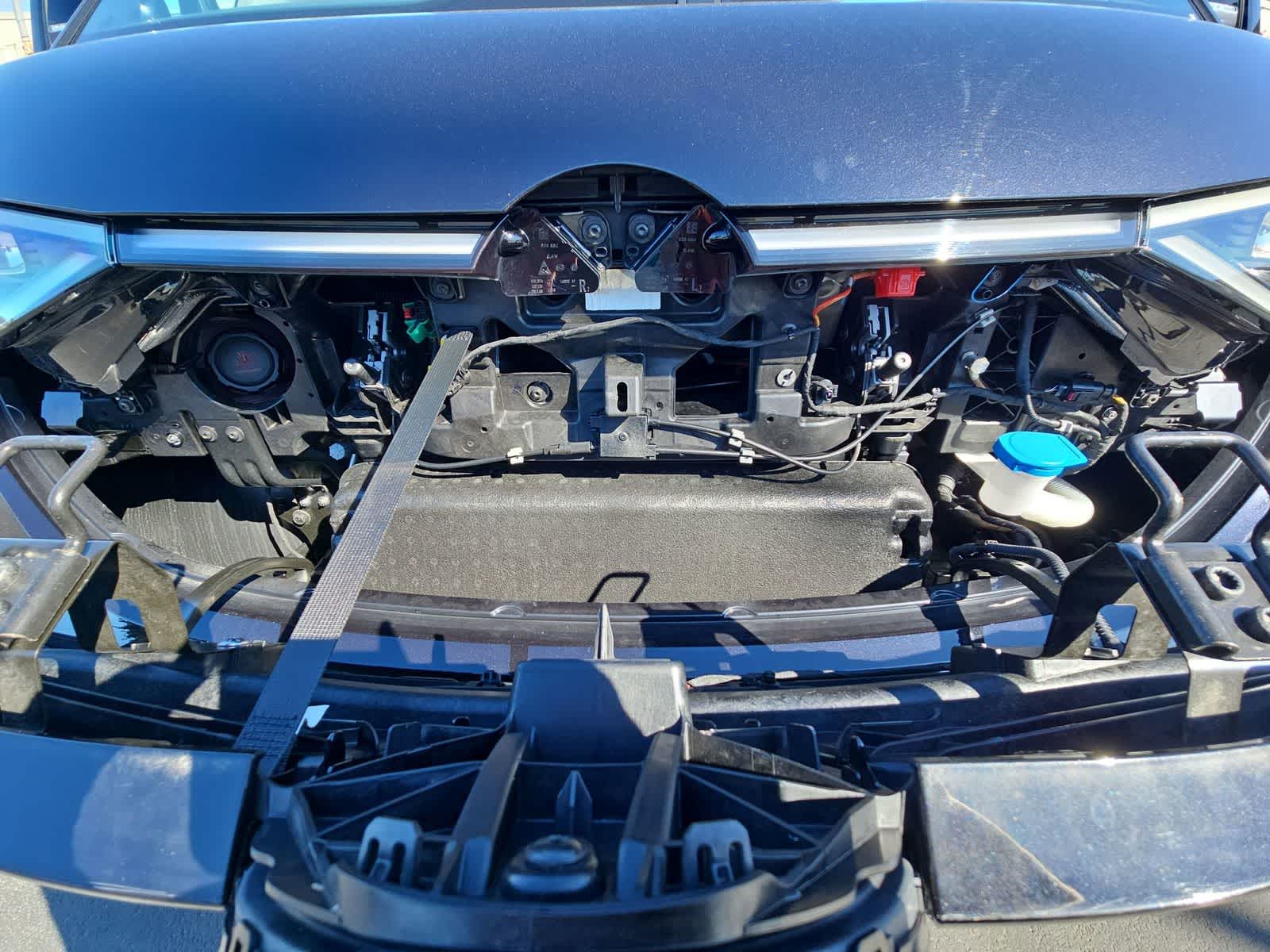 Thumbnail: 2025 Volkswagen ID.Buzz - 14