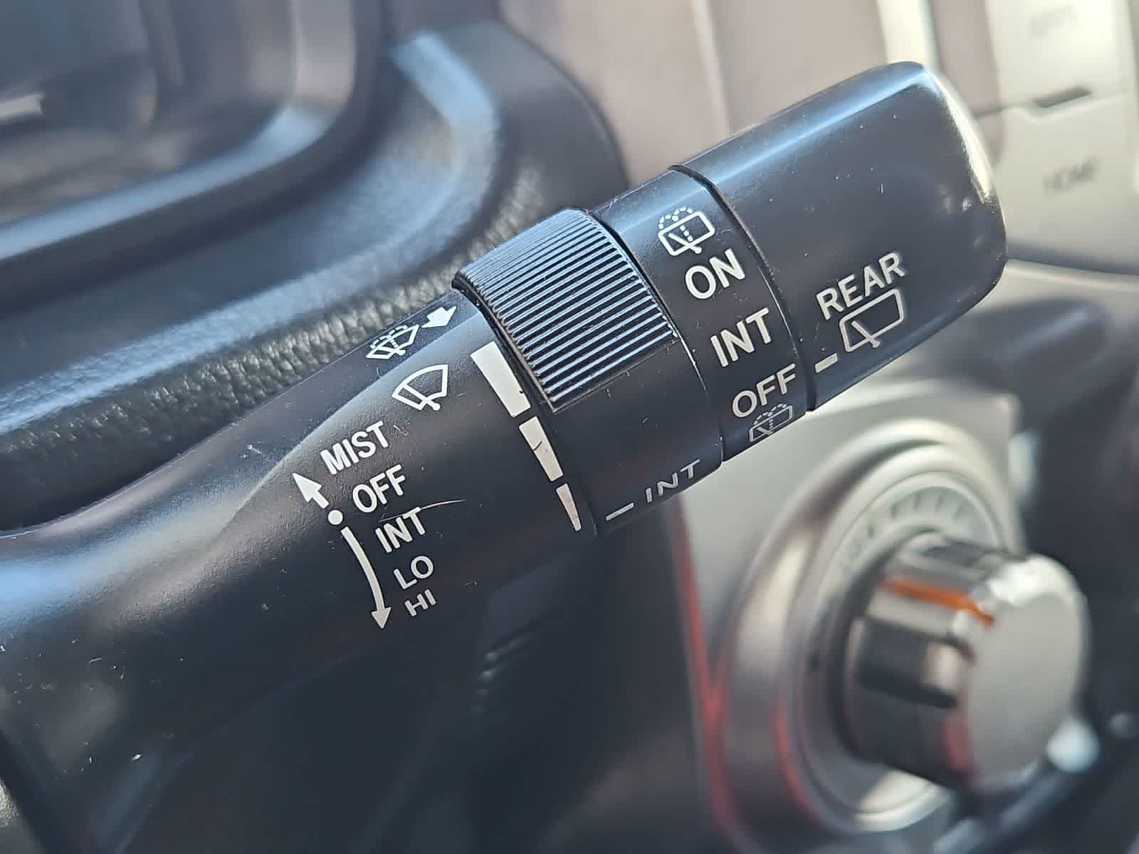 Thumbnail: 2018 Toyota 4Runner - 25