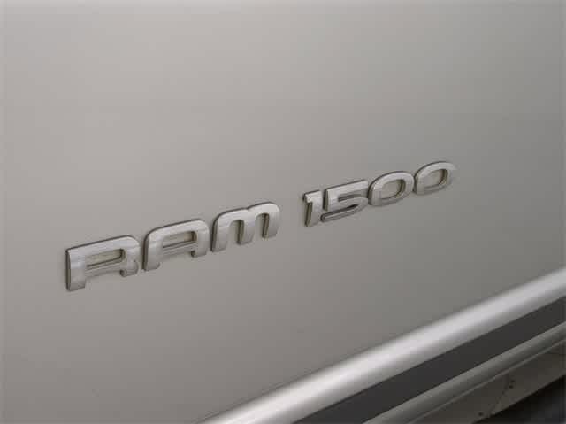 2002 Dodge Ram 1500 ST 10