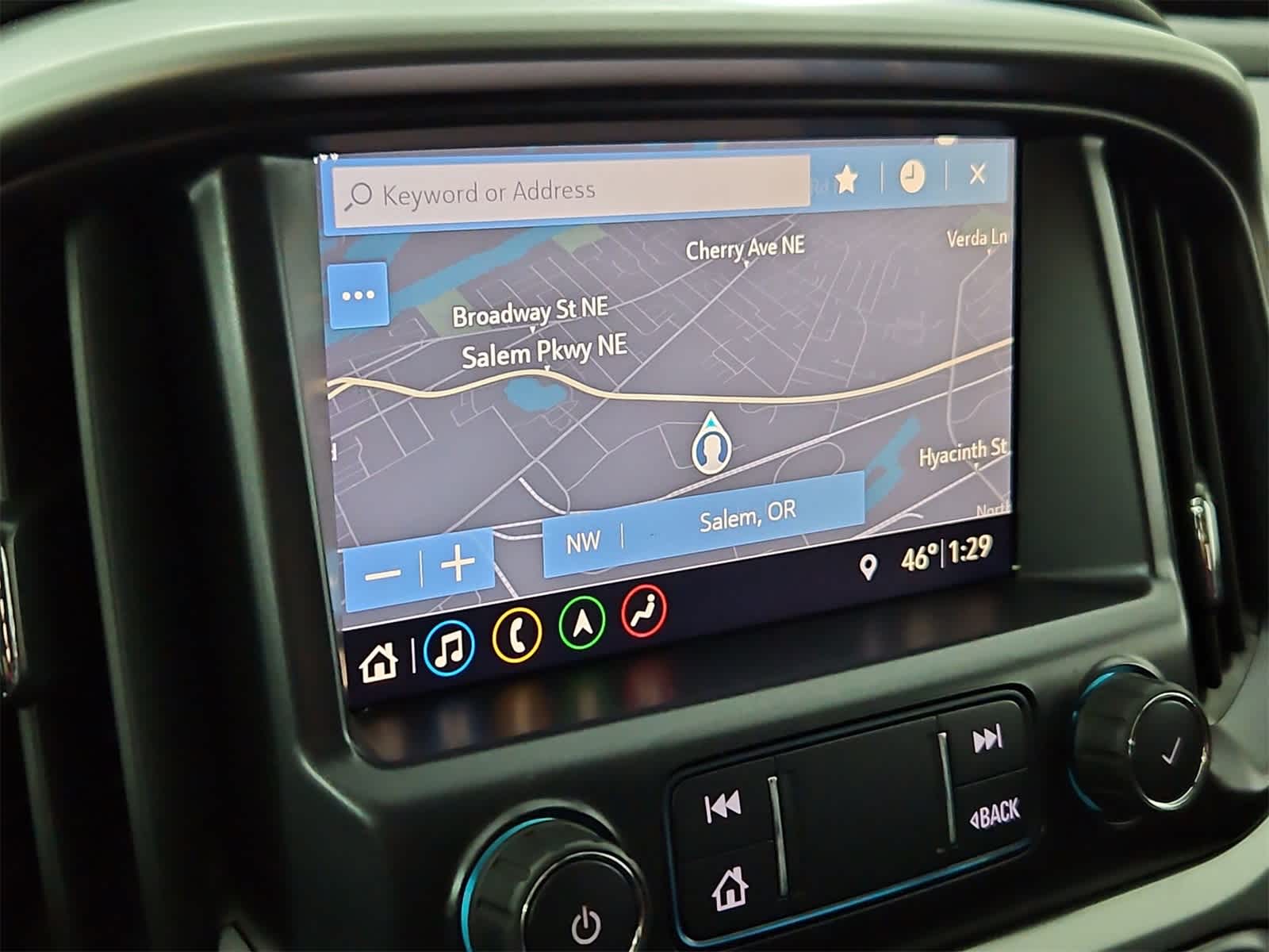 Thumbnail: 2021 Chevrolet Colorado - 28