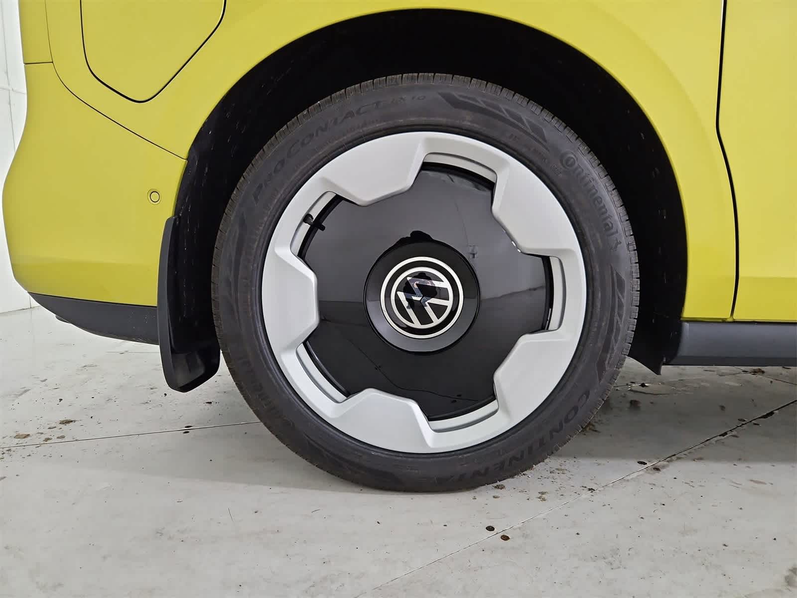 Thumbnail: 2025 Volkswagen ID.Buzz - 13