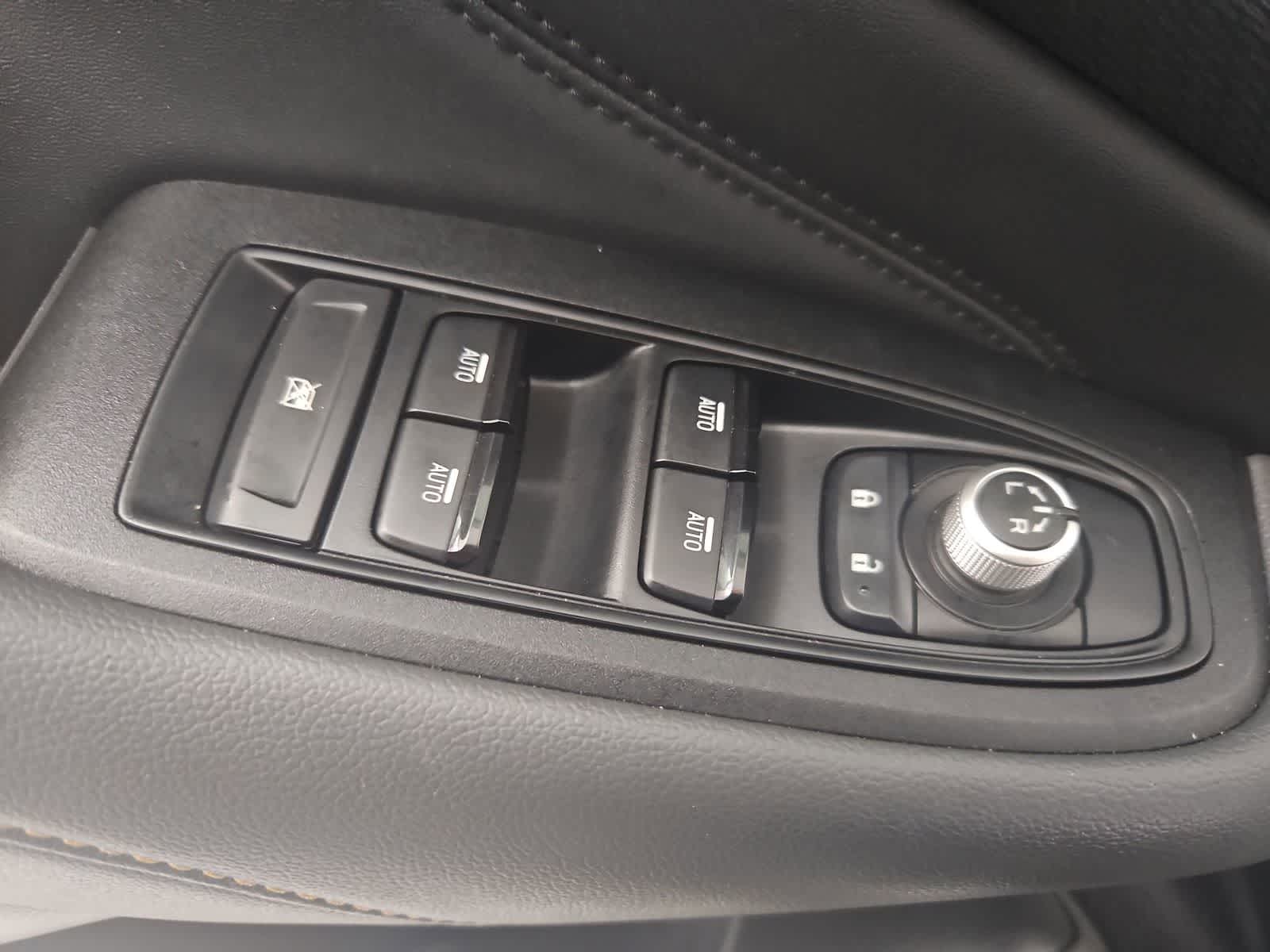 Thumbnail: 2022 Subaru Outback - 17